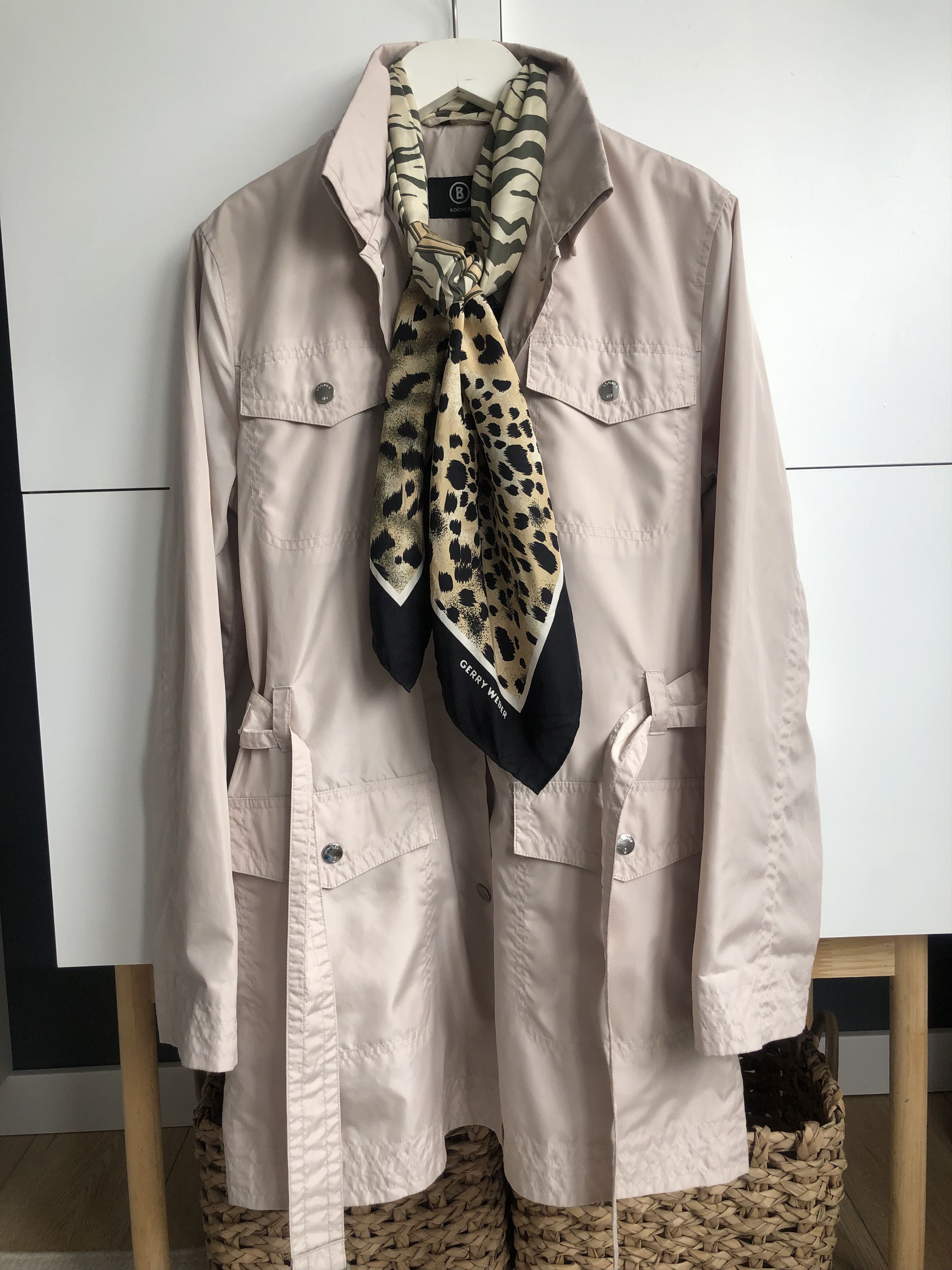 Bogner Jacket Bogner woman spring beige 38/M Size M / US 6-8 / IT 42-44 - 1 Thumbnail