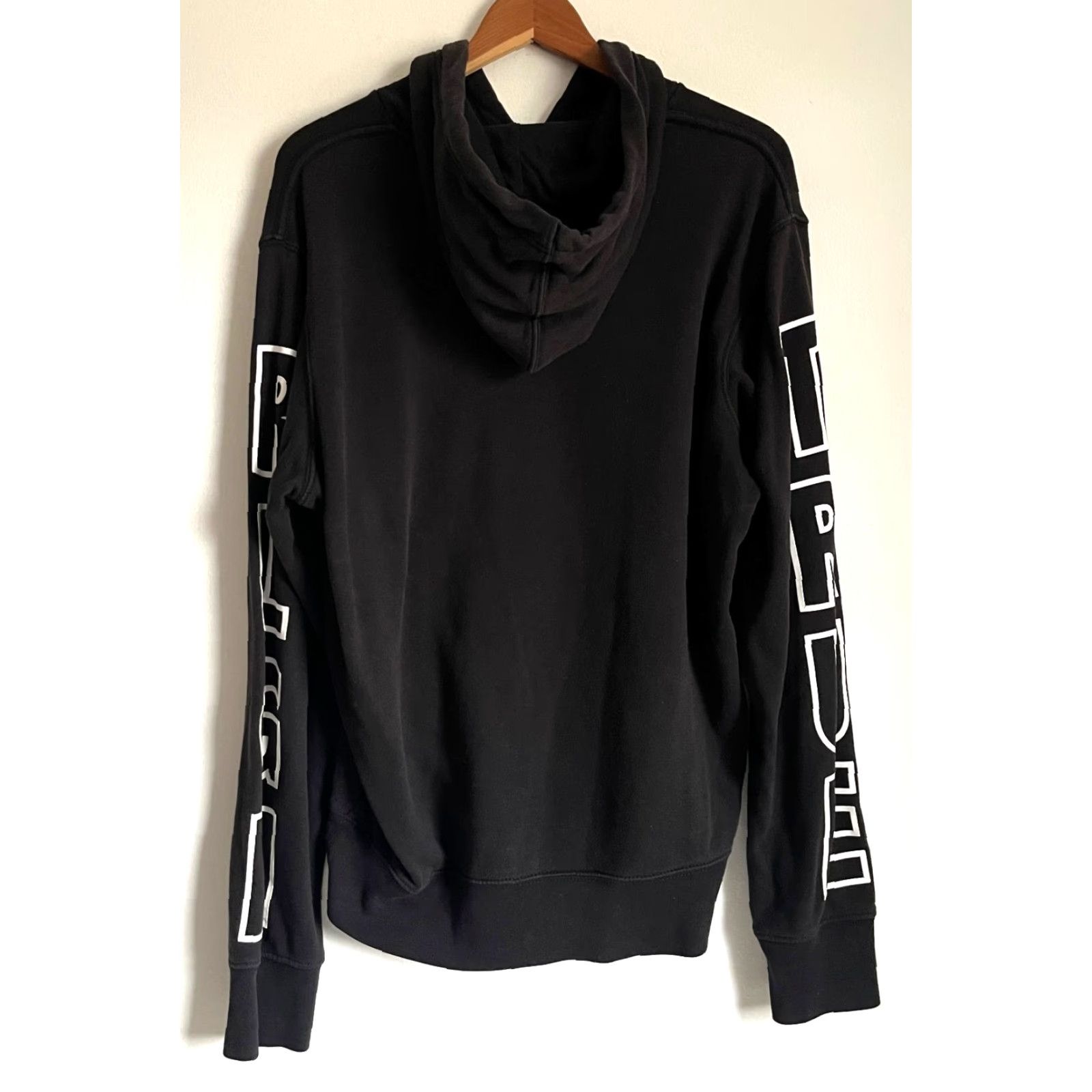 True Religion True Religion Hoodie Mens Pullover Black M Sweatshirt Hooded Pockets Long Sleeve Cotton Polyester Fleece Regular Genders Mens Size US M / EU 48-50 / 2 - 3 Thumbnail