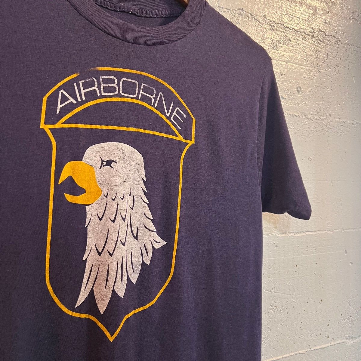 Vintage Vintage 70's US Army Airborne Screaming Eagles T-Shirt - S/M Size US S / EU 44-46 / 1 - 2 Thumbnail