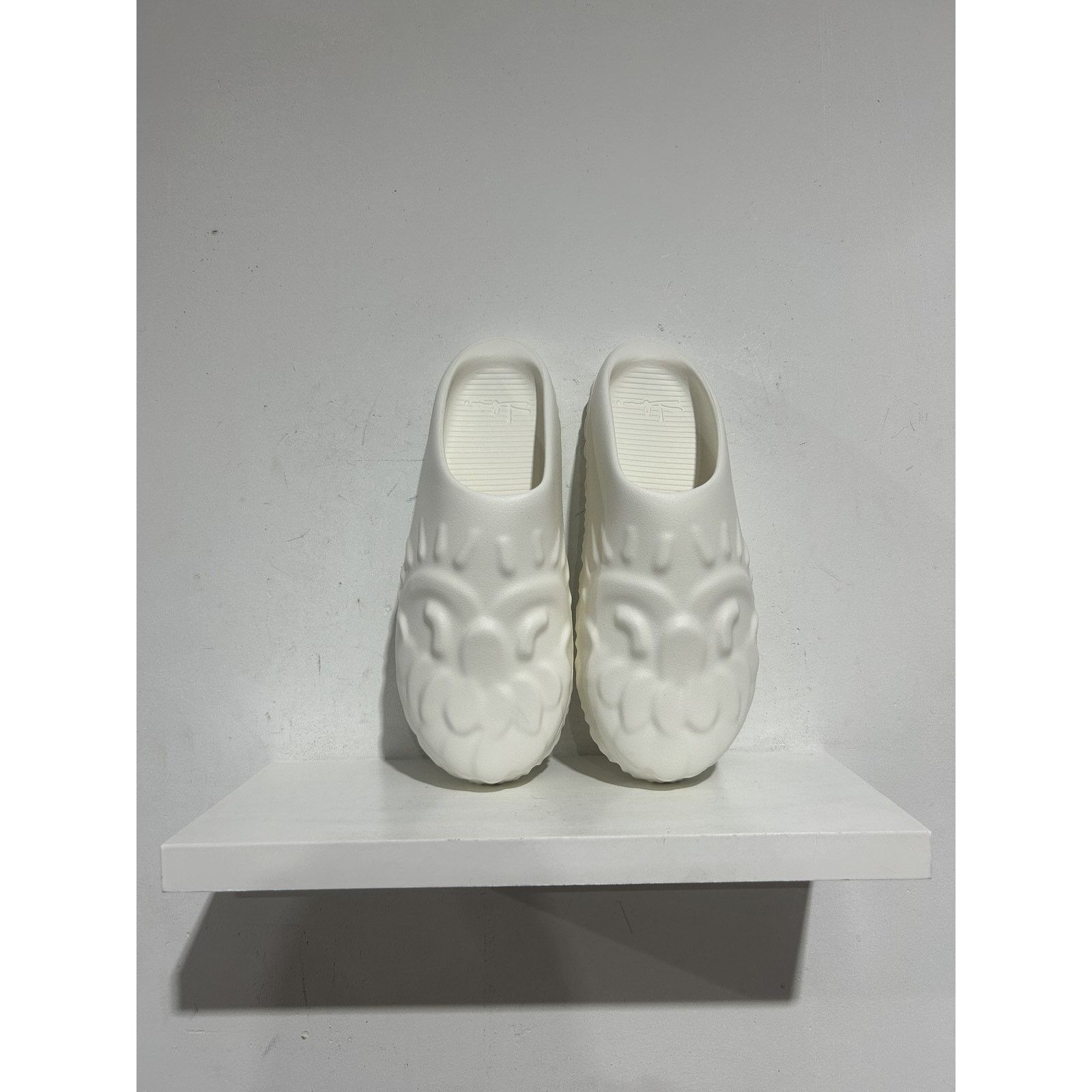Other SLAWN SHAPES SNOW STOMPAZ SLIDERS MEDIUM NEW Size US 9 / EU 42 - 3 Thumbnail