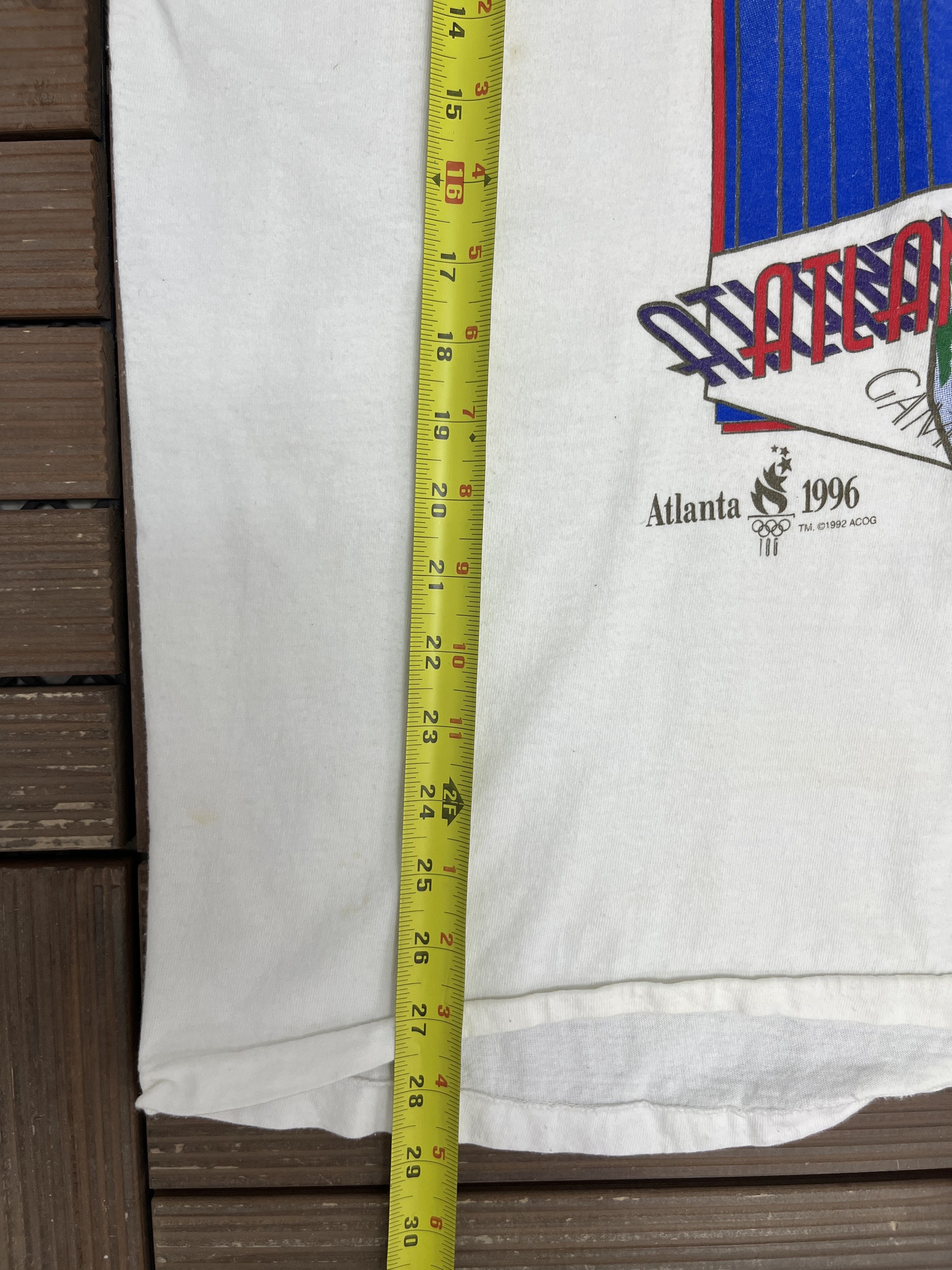 Vintage Atlanta Olympics 1996 Vintage White T-Shirt Tee Size US XL / EU 56 / 4 - 8 Thumbnail
