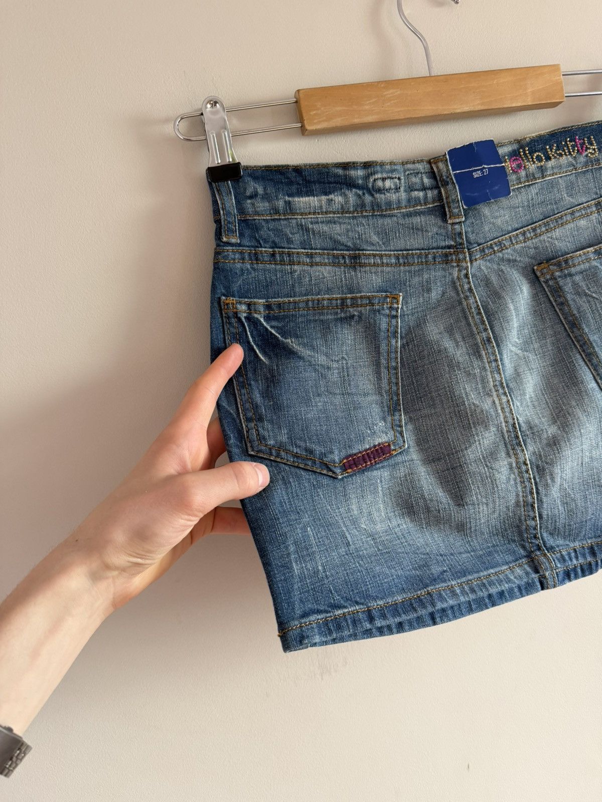 Vintage Hello Kitty Denim Mini Skirt Studded Y2K Rare Size 27" / US 4 / IT 40 - 3 Thumbnail