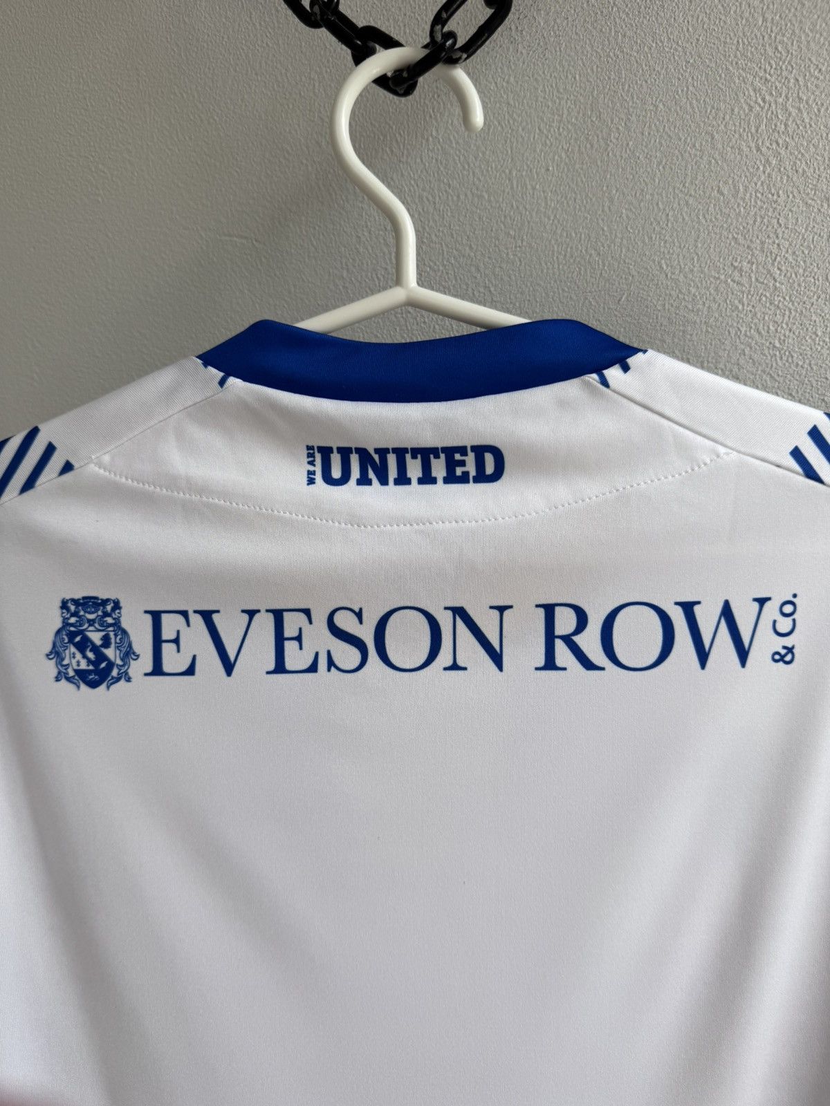 Macron COLCHESTER UNITED FC 2023 2024 Football Soccer jersey Shirt Size US L / EU 52-54 / 3 - 13 Thumbnail