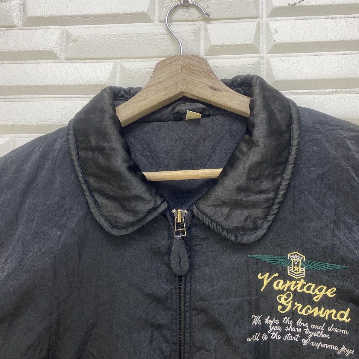 Vintage Vintage U.S.S Midway CV 12 Bomber Flight Jacket Size US M / EU 48-50 / 2 - 7 Thumbnail