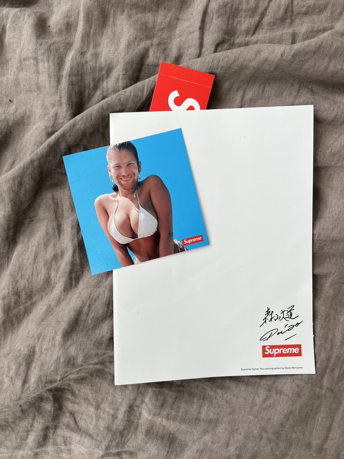 Supreme Medium Supreme Aphex Twin Mechanix Gloves plus Poster Size ONE SIZE - 6 Thumbnail
