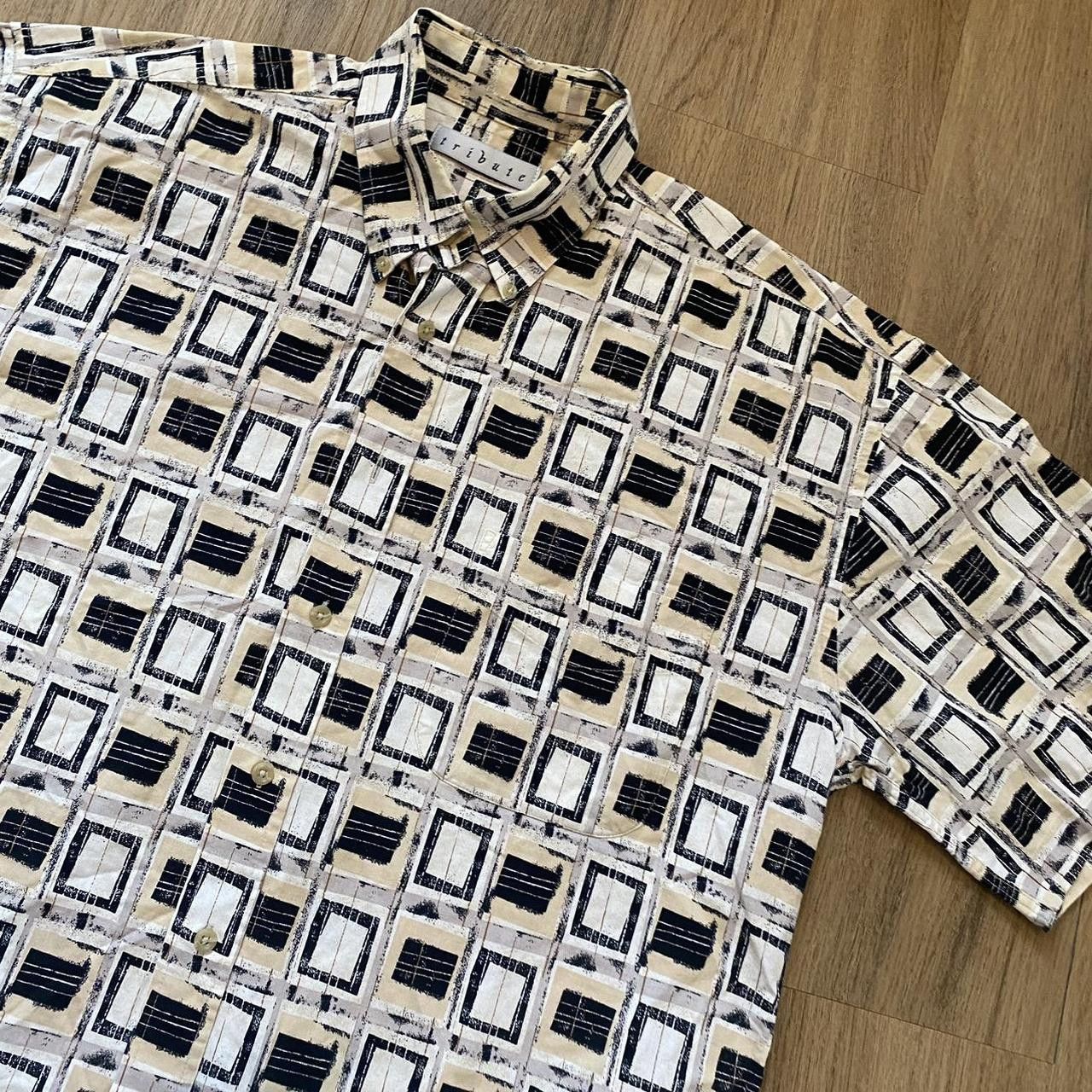 Other White and black geometric short sleeve button up shirt Size US L / EU 52-54 / 3 - 3 Thumbnail