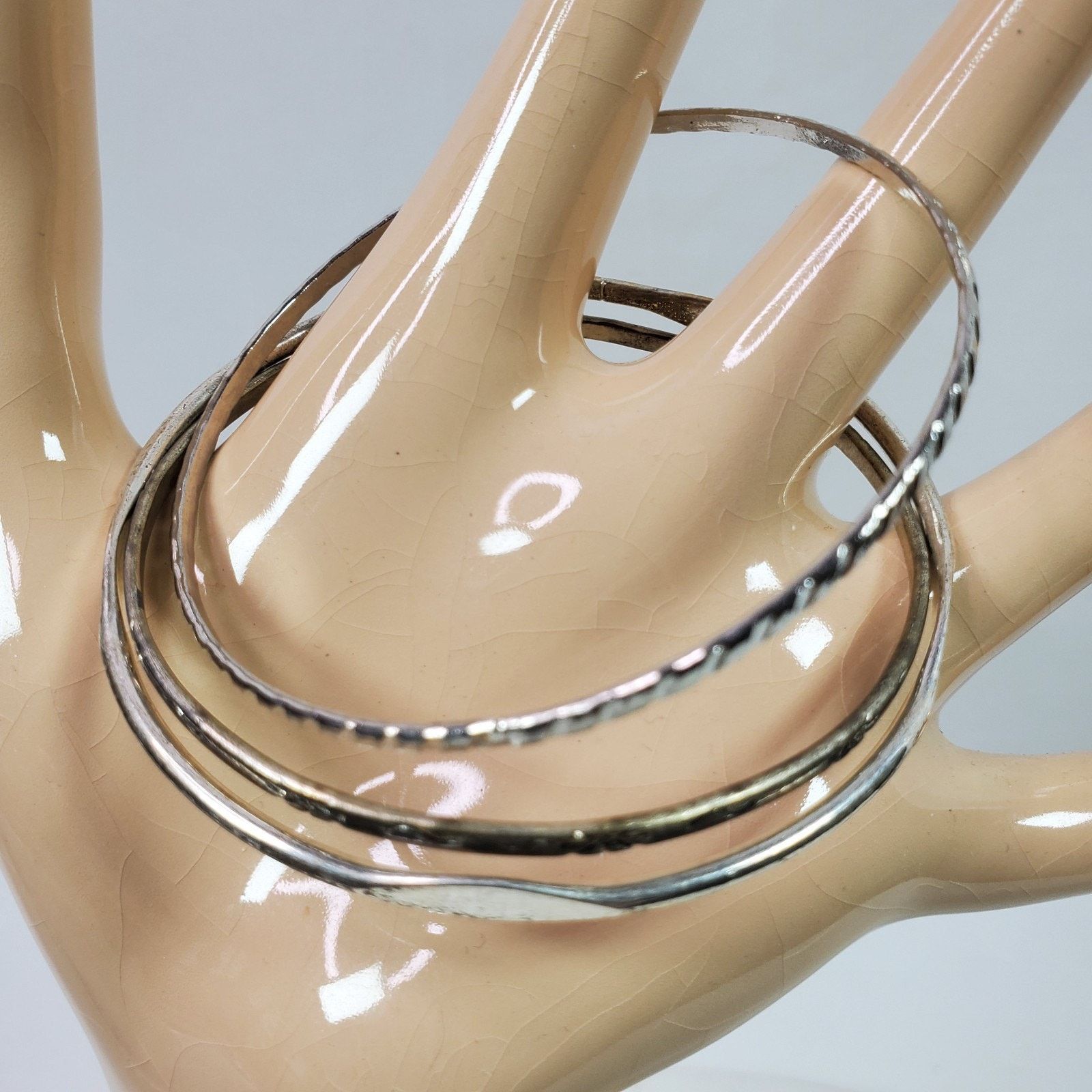 The Unbranded Brand Casual Career 3 Silver Tone Bangles NOS Size ONE SIZE - 1 Thumbnail