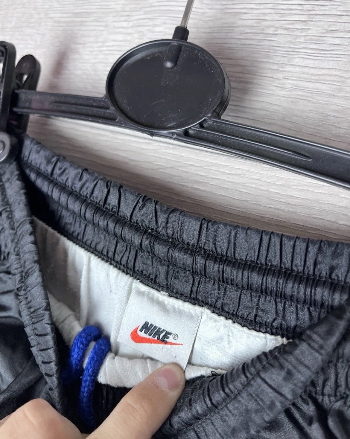 Nike Vintage Nike Nylon Pants Swoosh rare brand USA 🇺🇸 Size US 32 / EU 48 - 6 Thumbnail
