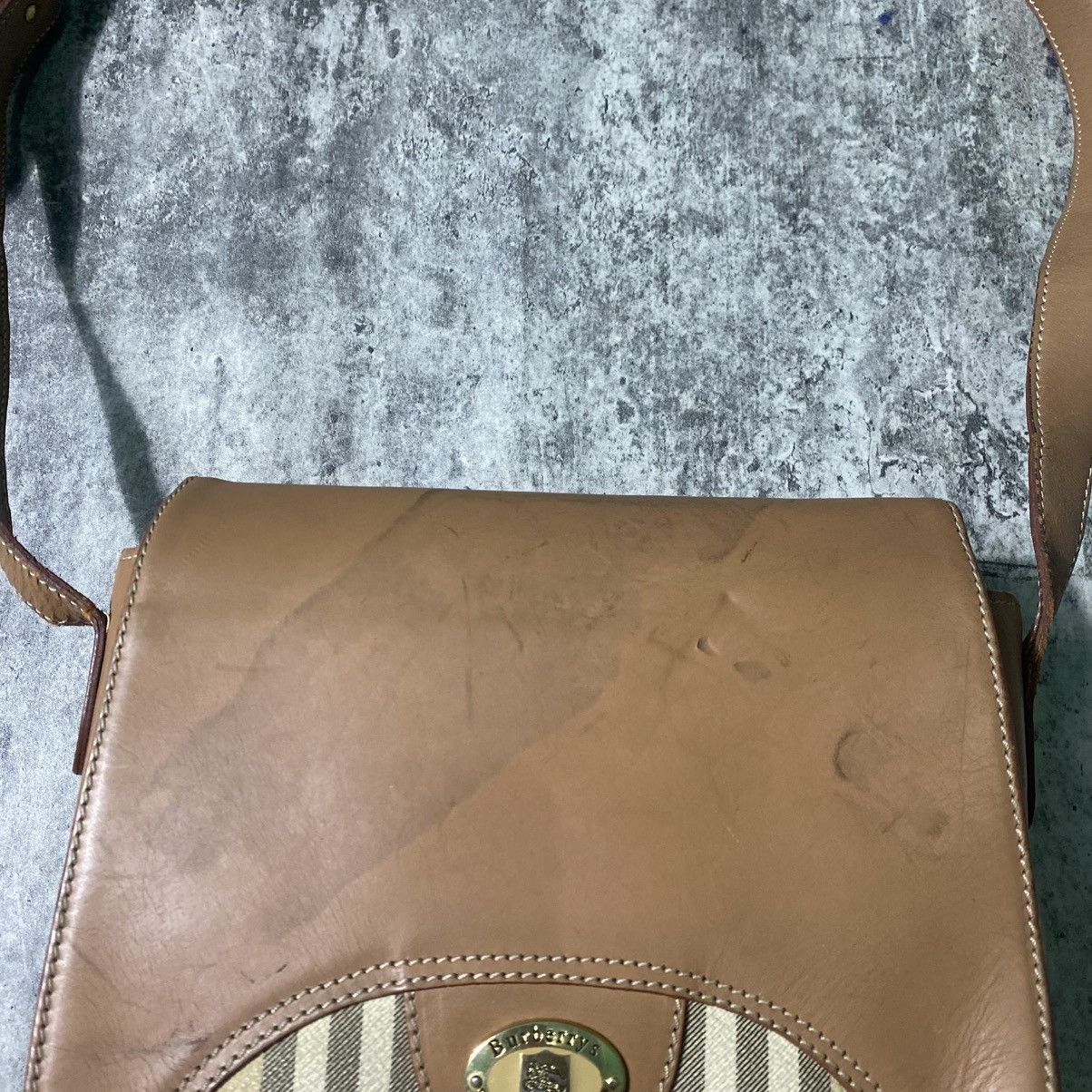 Burberry Vintage Burberry shoulder Bag Size ONE SIZE - 4 Thumbnail