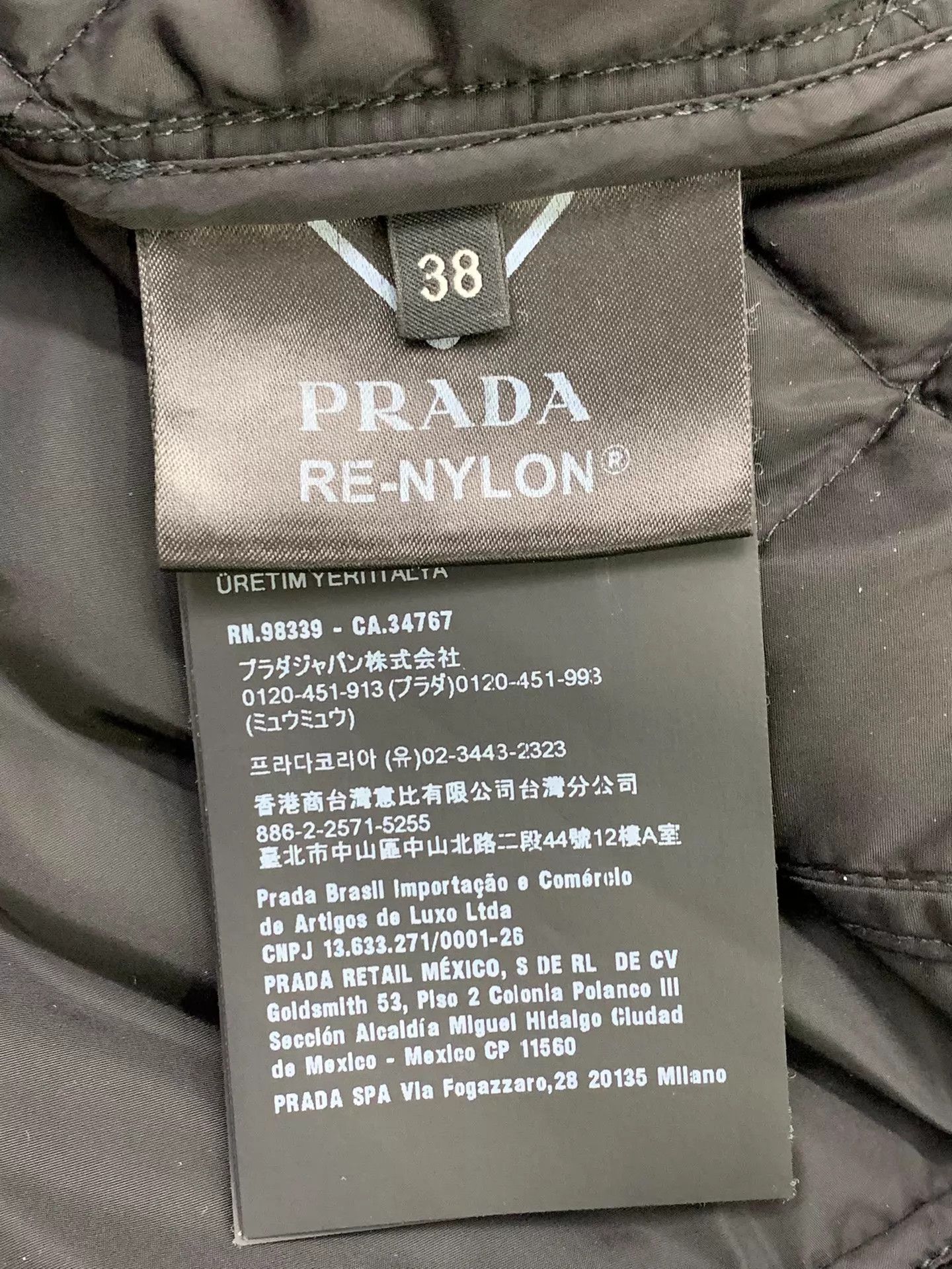 Prada Prada Black Triangle Logo Quilted Jacket 38 New Size XS / US 0-2 / IT 36-38 - 5 Thumbnail