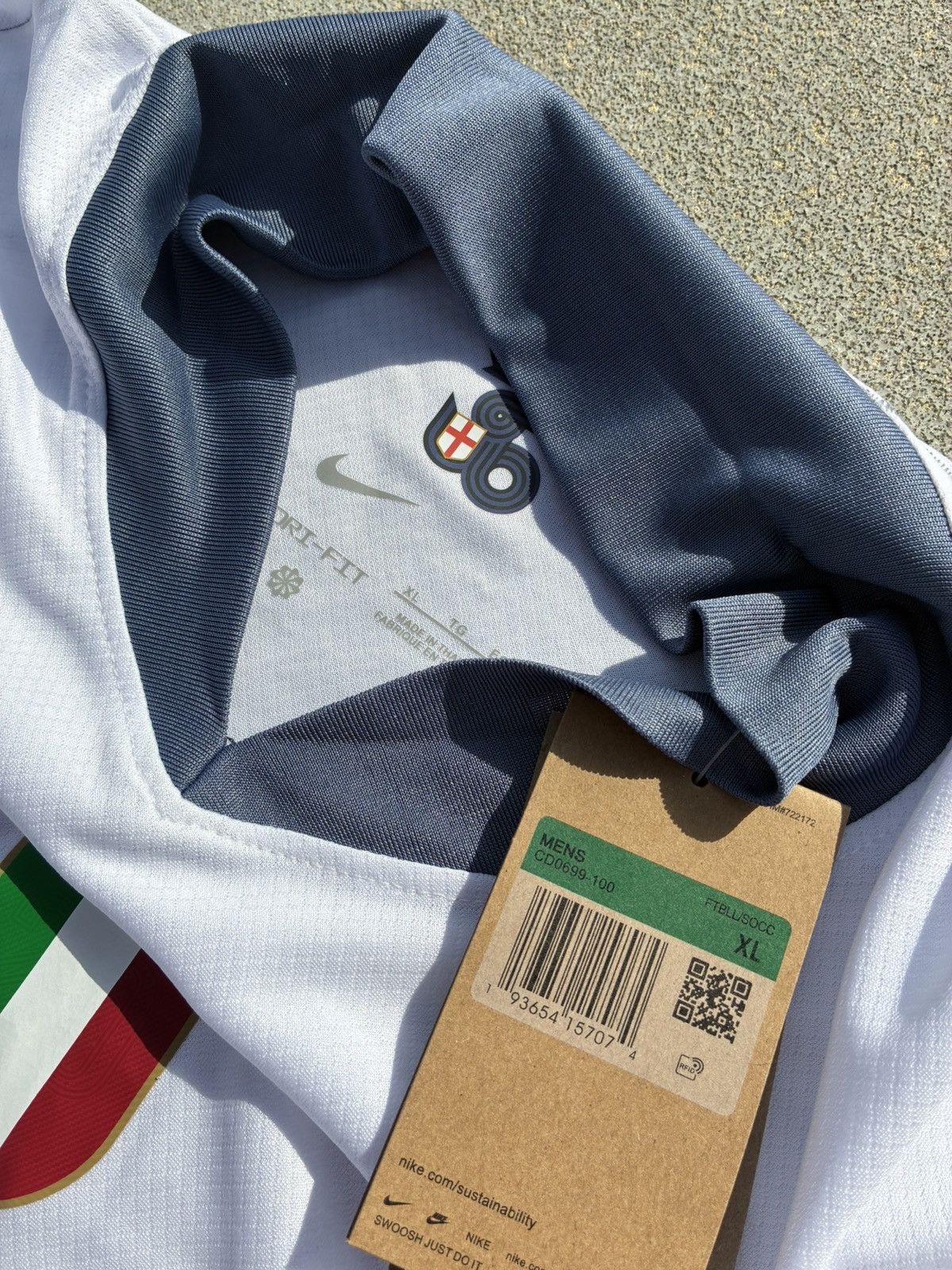 Nike Inter Milan jersey 2024/25 Size US XL / EU 56 / 4 - 4 Thumbnail