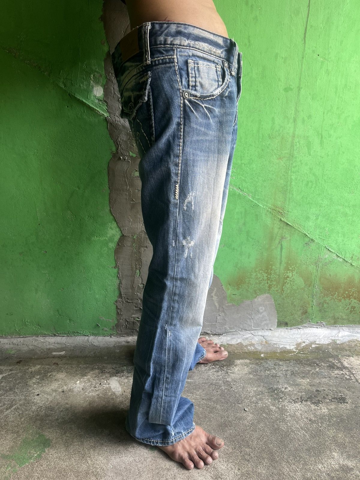 Isamu Katayama Backlash Vintage Buckaroo Distressed Flare Denim - Y2K Style Size US 31 - 11 Thumbnail