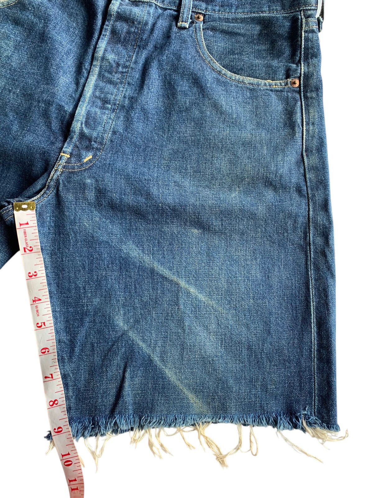 Levi's VINTAGE LEVIS BIG E SELVEDGE J22 BUTTON FLY SHORT DENIM Size US 34 / EU 50 - 17 Thumbnail