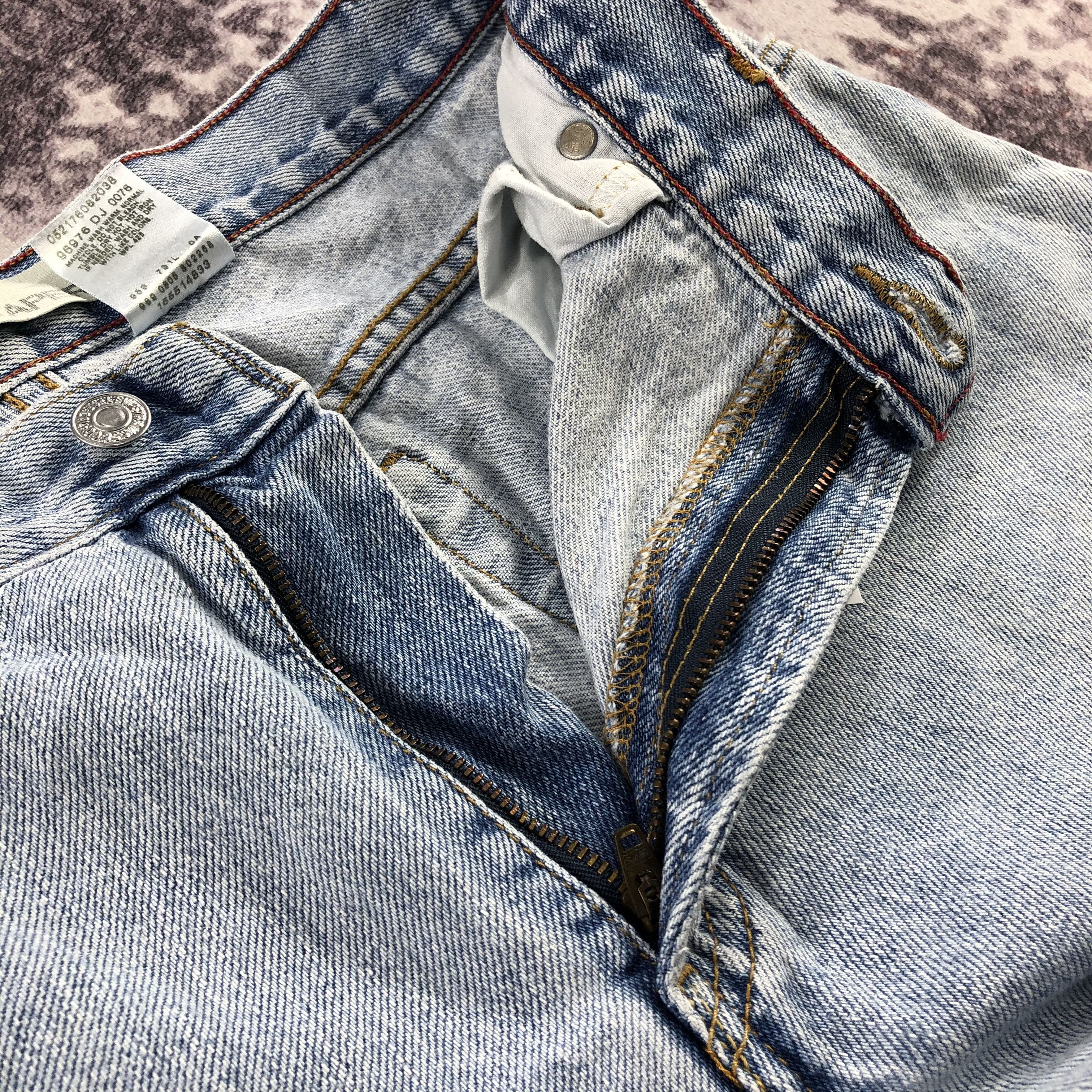Levi's × Vintage Vintage Light Wash Levis 550 Jeans-JM3151 Size US 30 / EU 46 - 8 Thumbnail