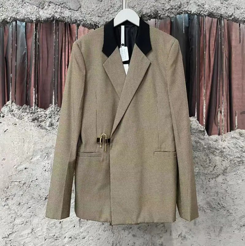 Givenchy Givenchy Beige Long Sleeve Outerwear for Men 0089 Size US M / EU 48-50 / 2 - 1 Thumbnail