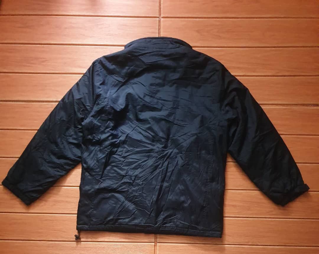 Uniqlo Uniqlo black colour puffer jacket Size US L / EU 52-54 / 3 - 10 Thumbnail