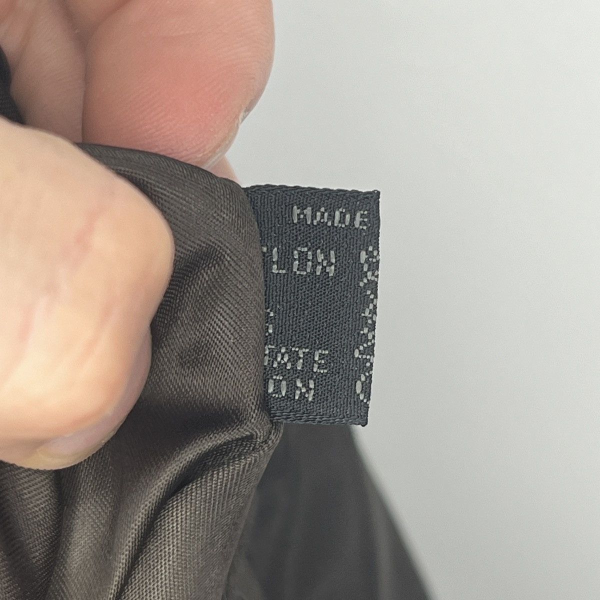 Prada PRADA FW 1994 Nylon Nylon A-Line Mini Skirt Size 26" / US 2 / IT 38 - 11 Thumbnail