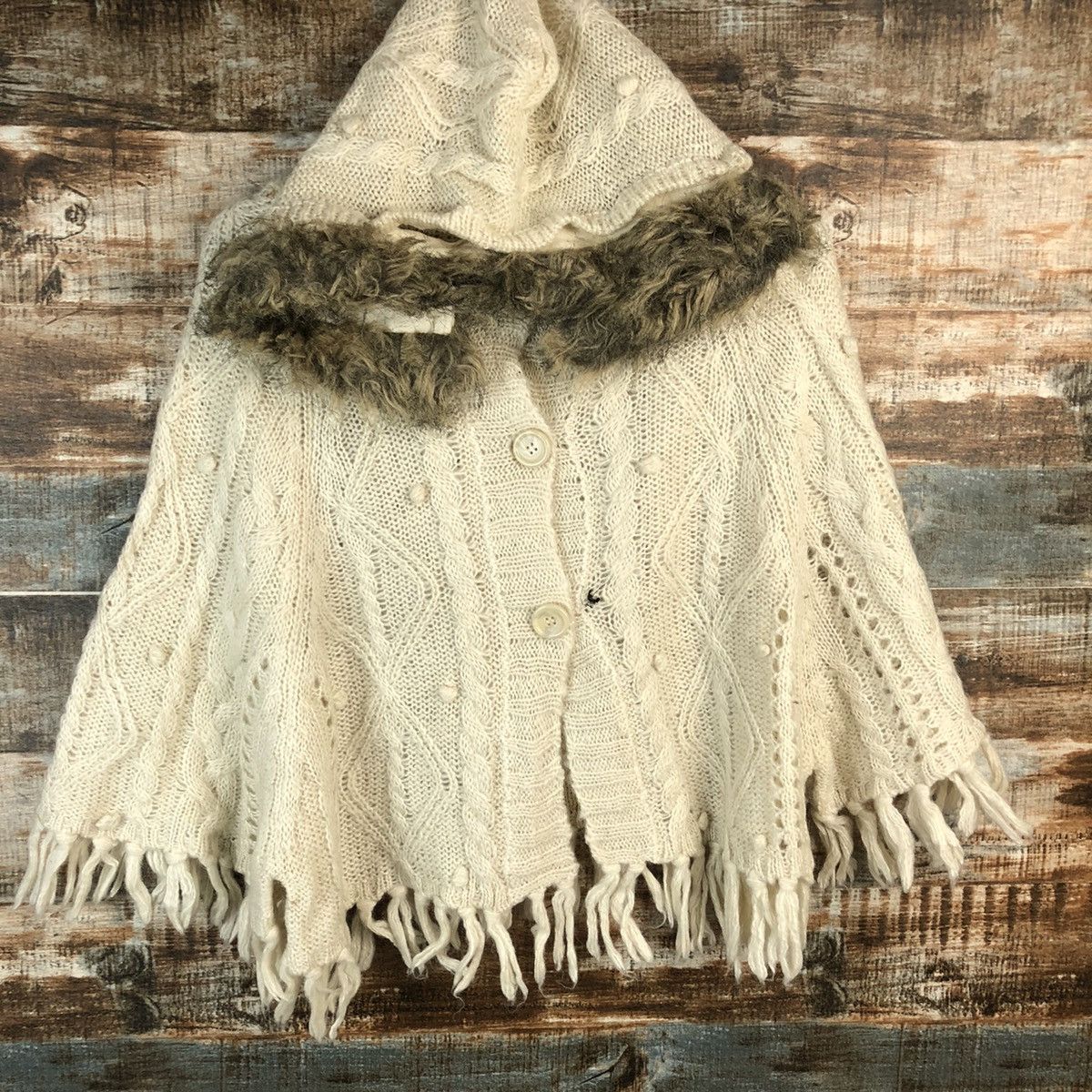 Cloak Olive Des Olive White Hoodie Knitwear #A1309 Size US M / EU 48-50 / 2 - 3 Thumbnail