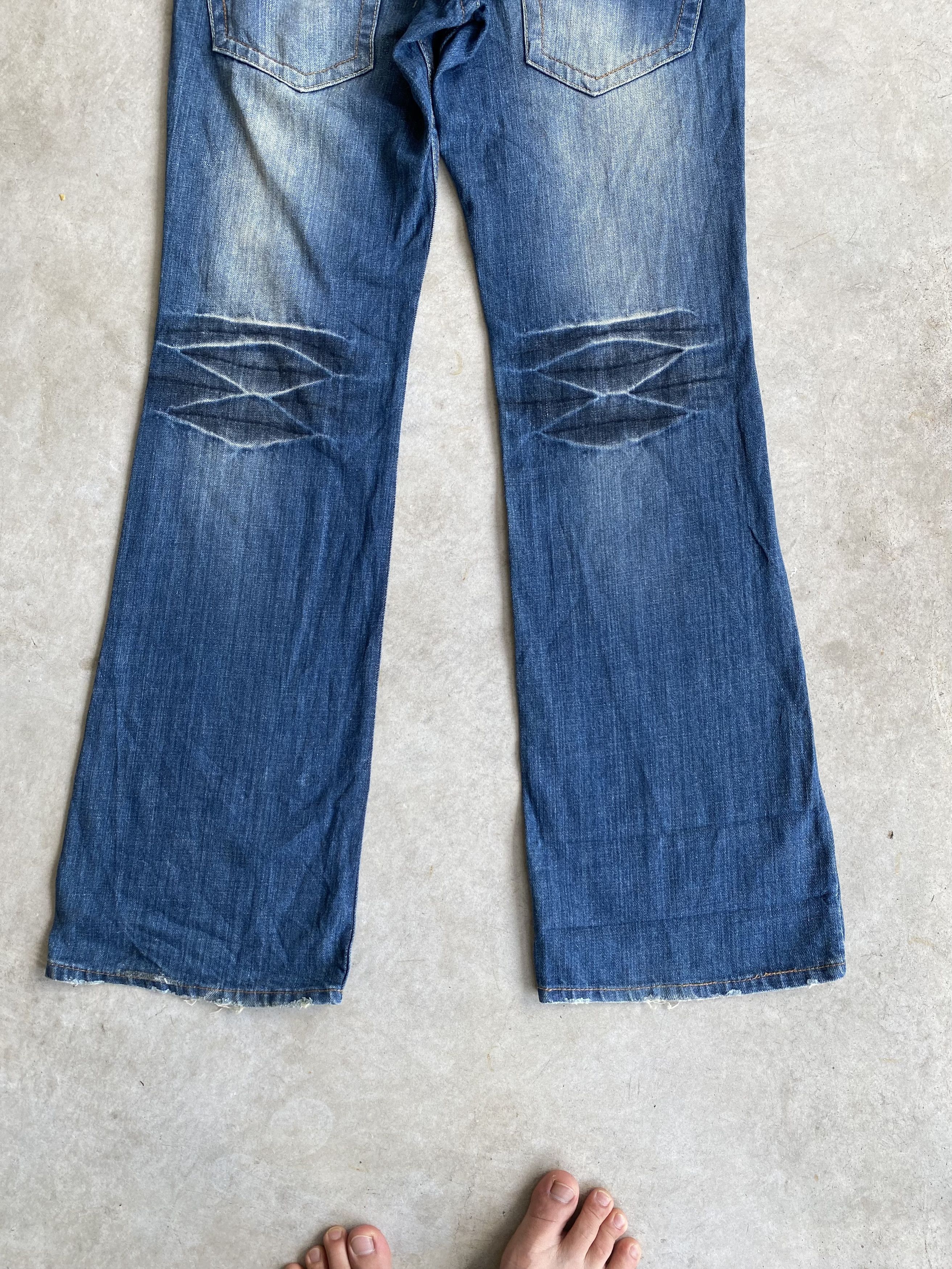 If Six Was Nine Root Three Flare Distressed Ripped Bootcut Jeans Size US 32 / EU 48 - 8 Thumbnail