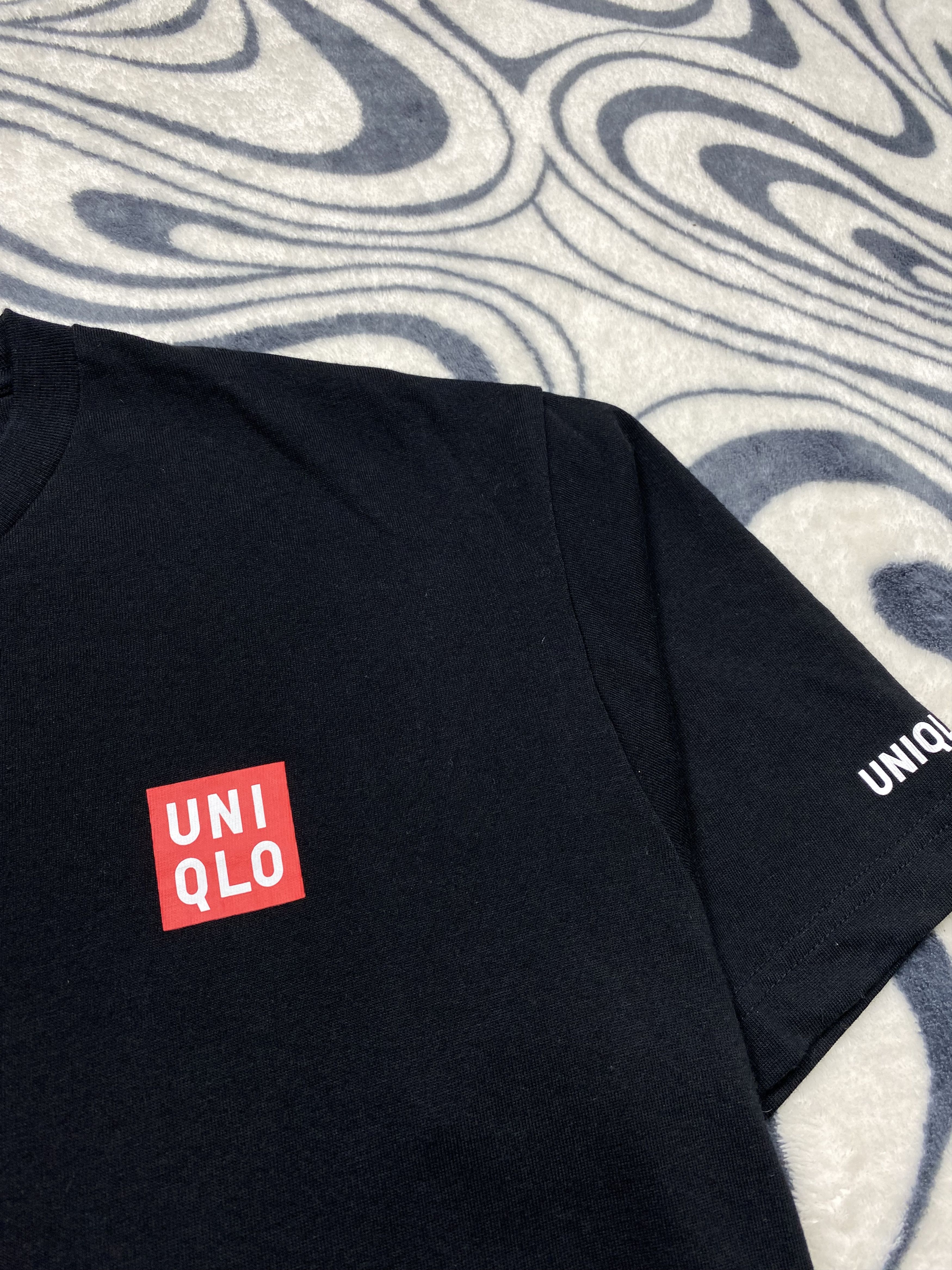 Uniqlo Uniqlo Mens T-Shirt Tee Y2K Size US L / EU 52-54 / 3 - 3 Thumbnail