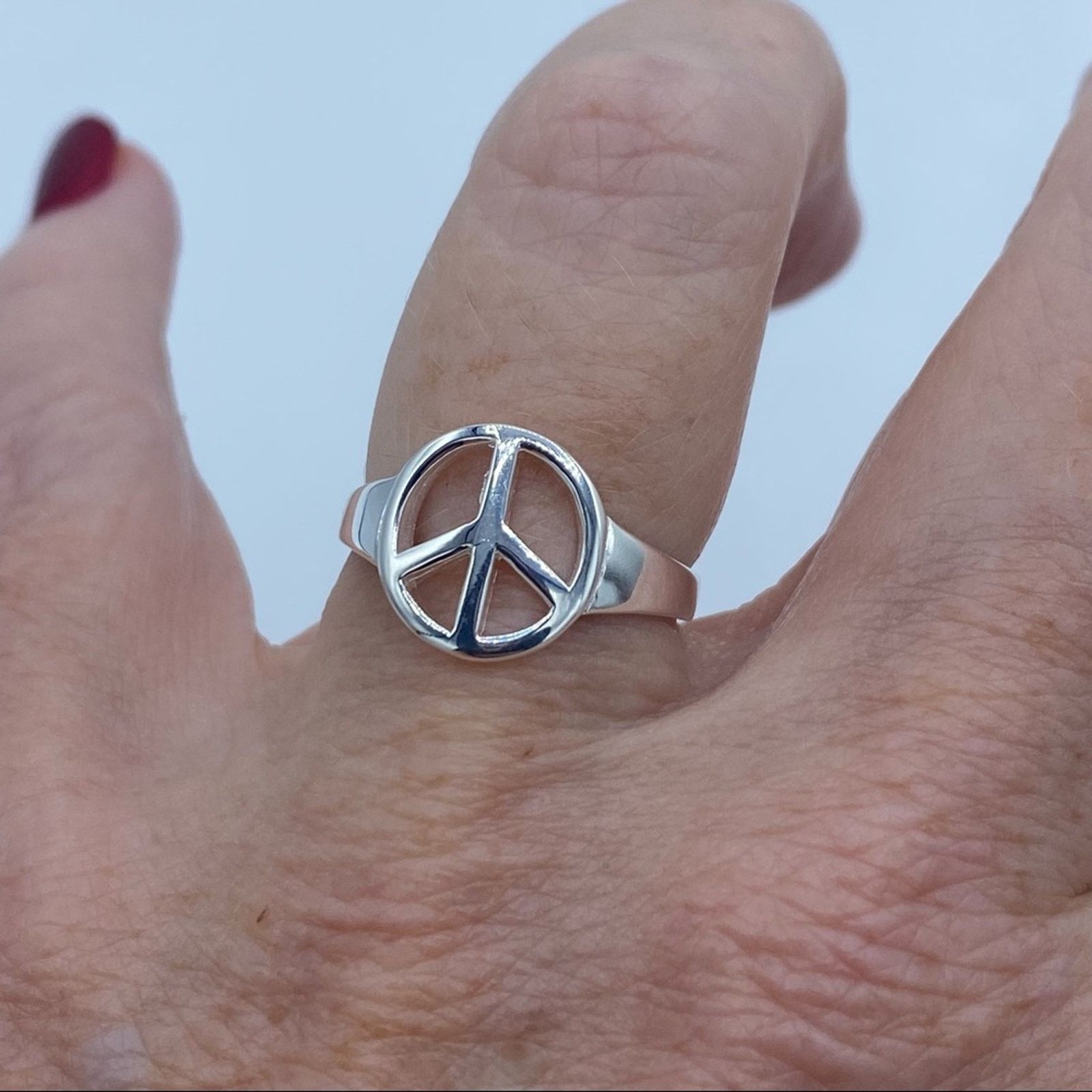 The Unbranded Brand Peace Sign Sterling Silver Ring Size ONE SIZE - 3 Thumbnail