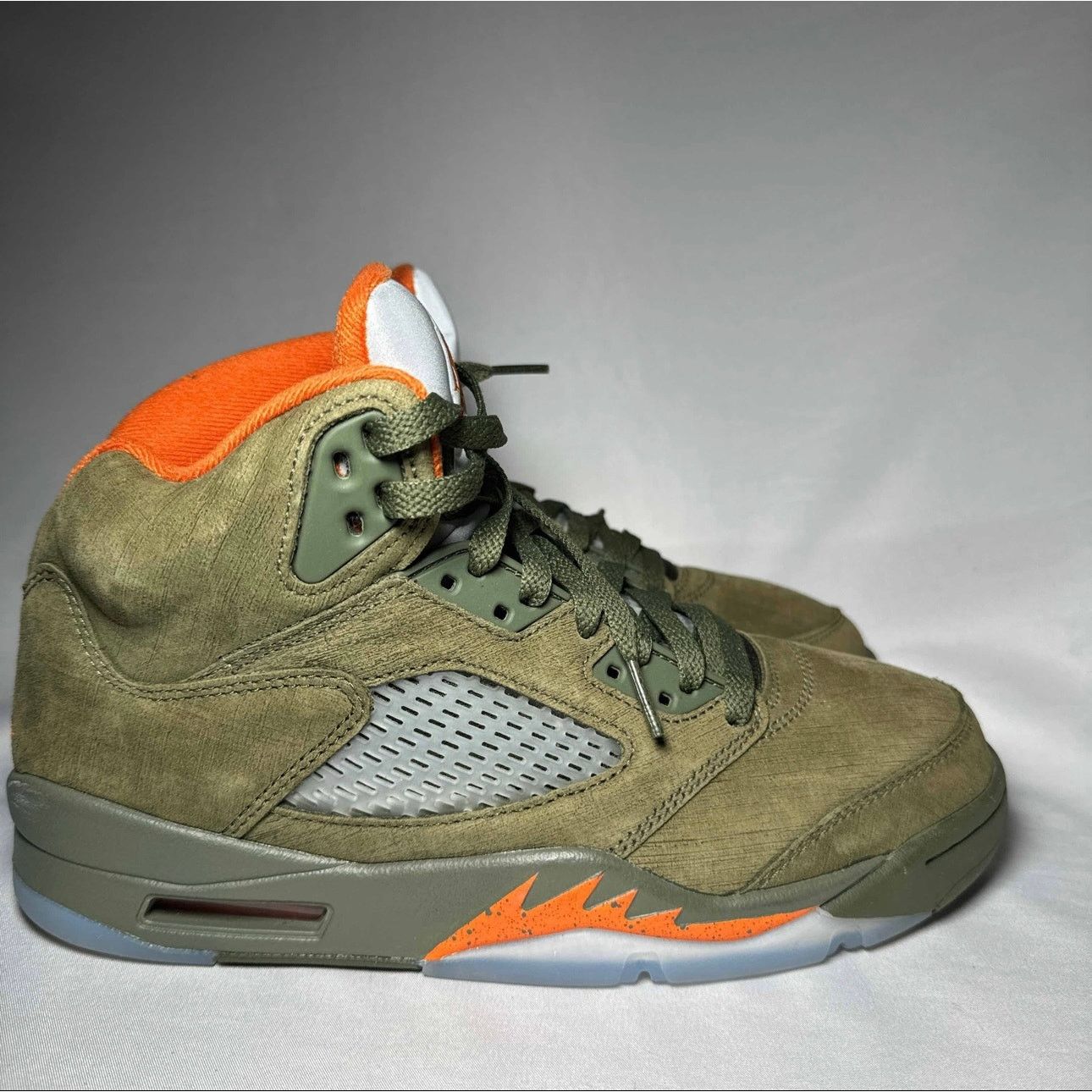 Jordan Brand × Nike Size 8 - Air Jordan 5 Retro Olive 2024Men's Shoes Ships Now Size US 8 / EU 41 - 1 Thumbnail