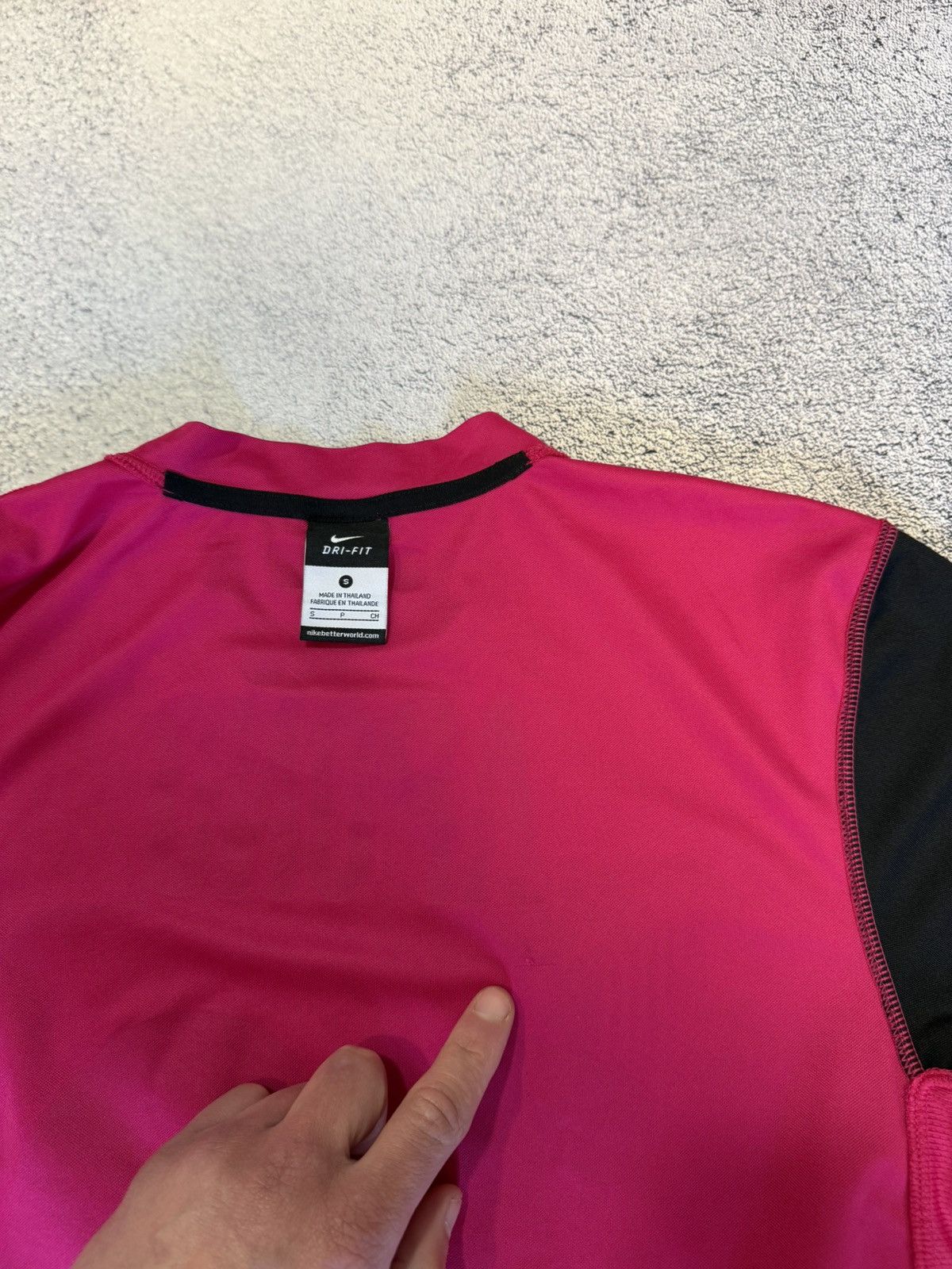 Nike Nike Malaga 2011 2012 Away Jersey Apono 10 Pink UNESCO LFP S Size US S / EU 44-46 / 1 - 15 Thumbnail