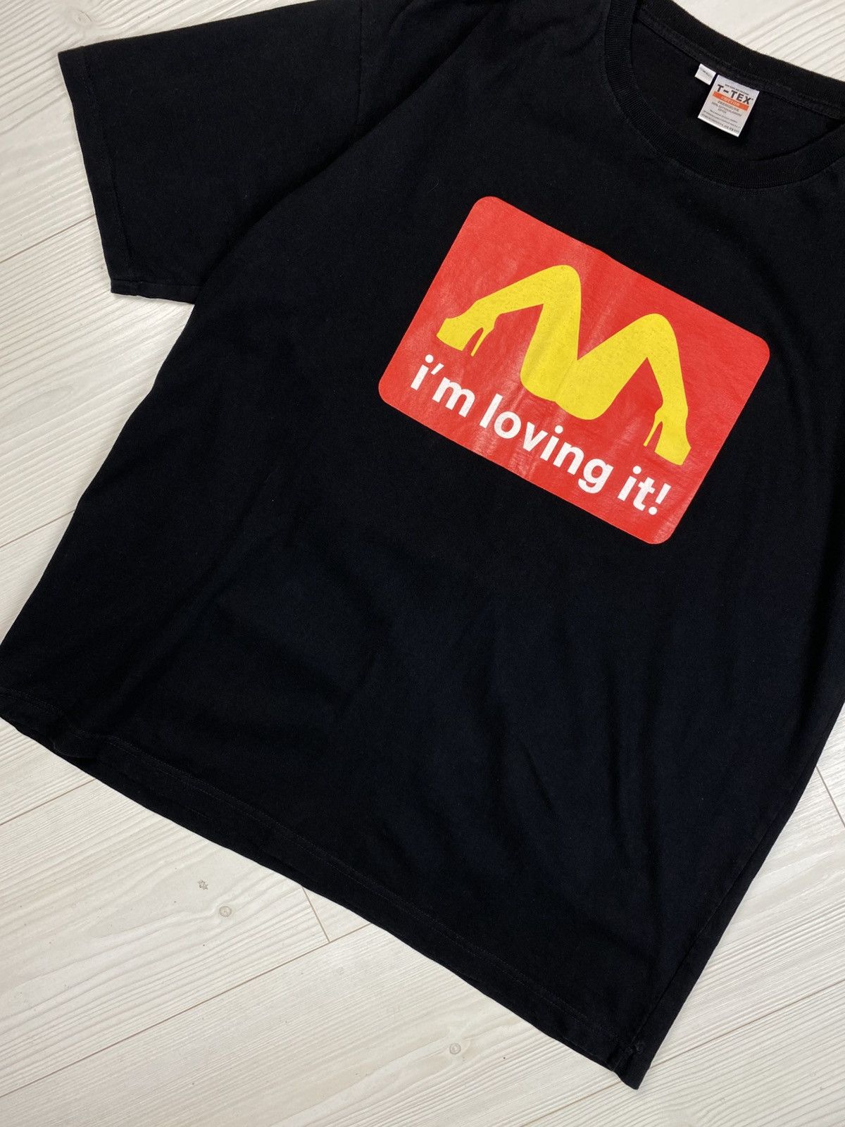 Vintage Y2k T-shirt I’m loving it Mc Donald’s sex girl legs Size US XL / EU 56 / 4 - 4 Thumbnail