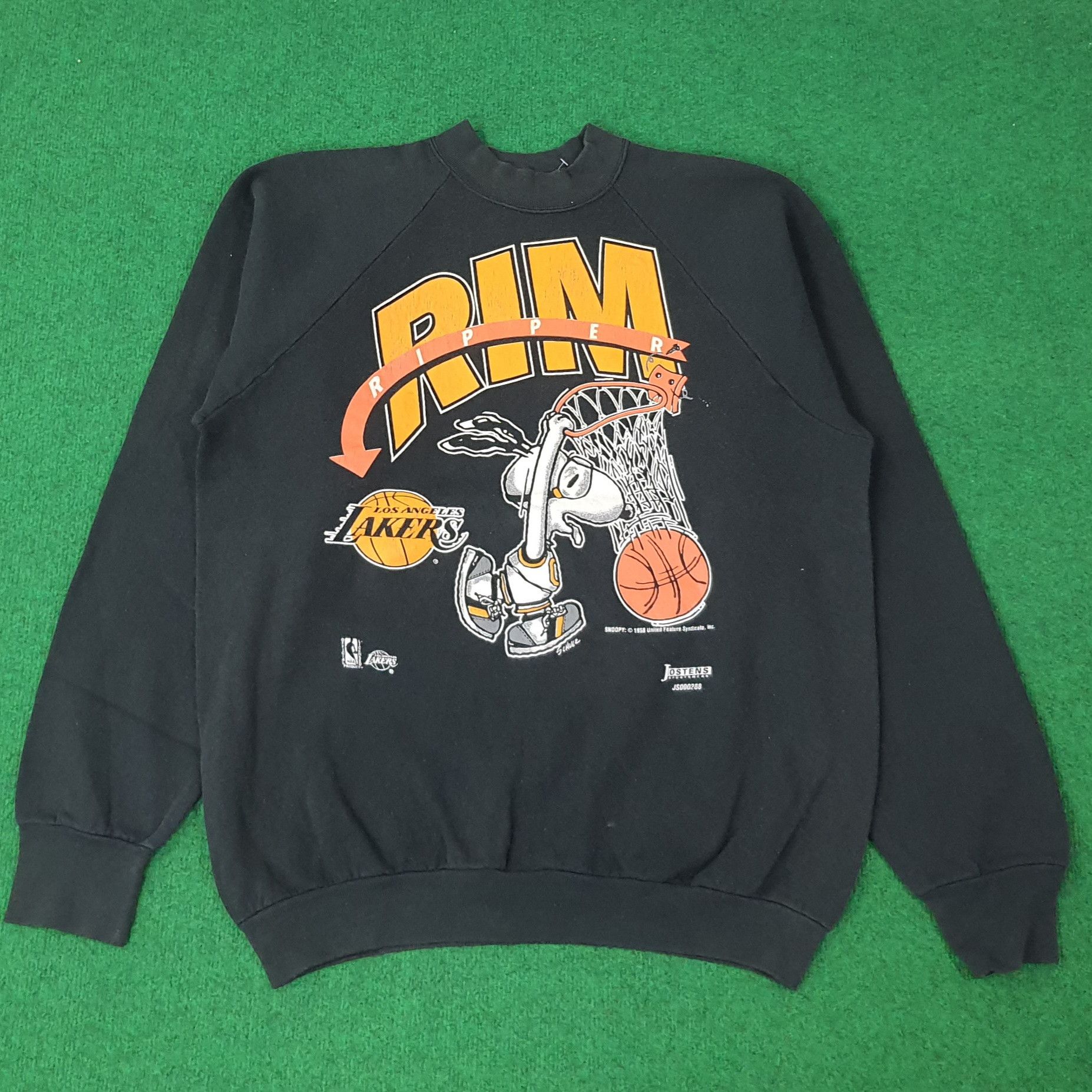 NBA Vintage NBA Lakers x Snoopy 1958 Sweatshirt C263N15 Size US L / EU 52-54 / 3 - 1 Thumbnail