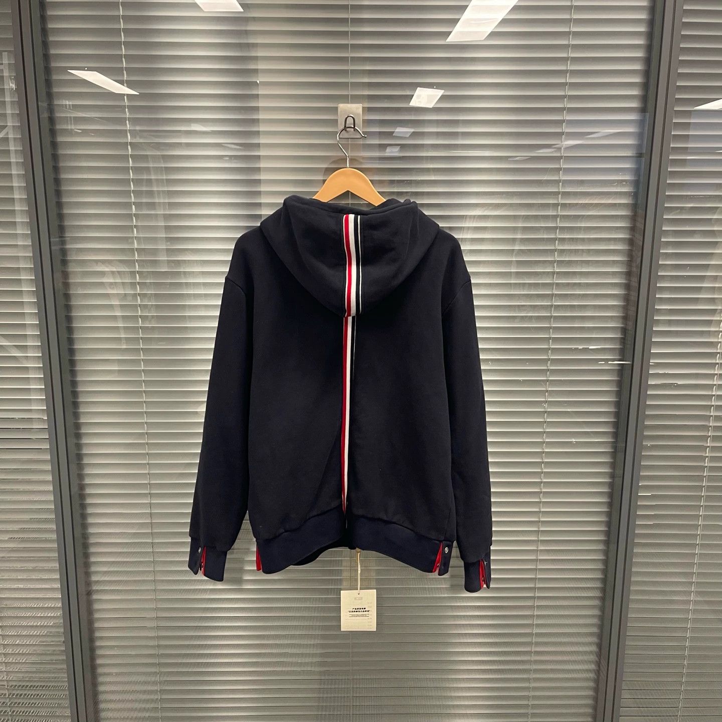 Thom Browne Thom Browne back stripe zip-up jacket 3 99 New Size US L / EU 52-54 / 3 - 2 Thumbnail