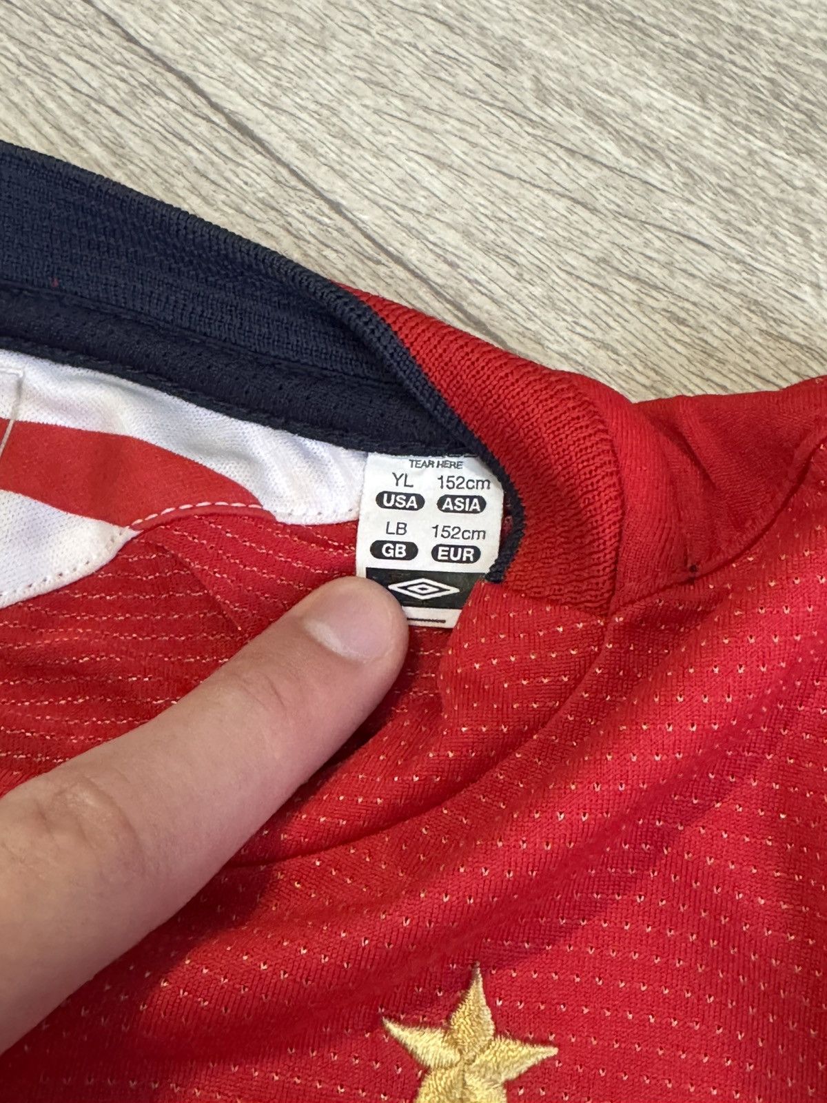 Umbro × Vintage 🔷Vintage Umbro England 2004/06 Rooney Kids Soccer jersey🔷 Size US L / EU 52-54 / 3 - 5 Thumbnail