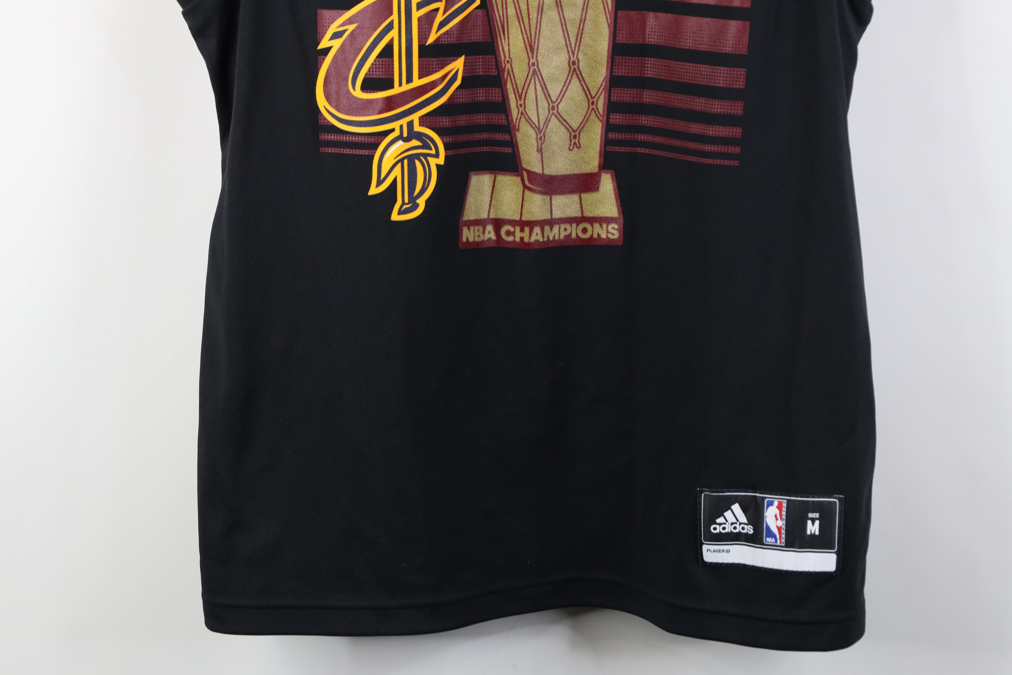 Adidas Adidas 2016 NBA James Cleveland Cavaliers Basketball Jersey Size US M / EU 48-50 / 2 - 3 Thumbnail