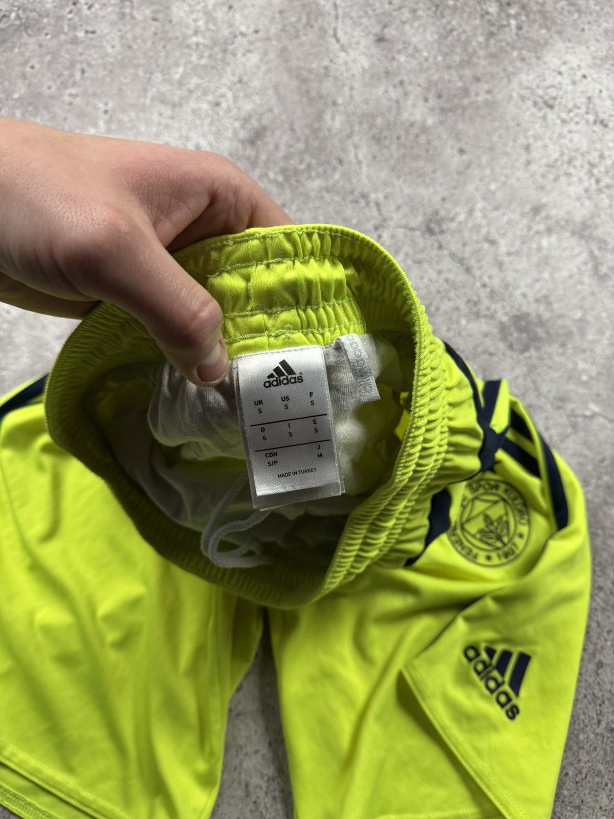 Adidas Vintage Adidas Fenerbahce Y2K Track Soccer Shorts Football Size US 30 / EU 46 - 5 Thumbnail