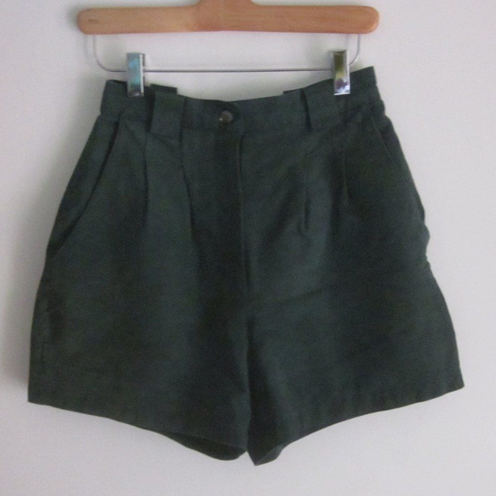Vintage Green Leather Pleated Shorts Juniors Size 7 Jay Jacobs by ADA Vintage 1970's Size 26" / US 2 / IT 38 - 3 Thumbnail