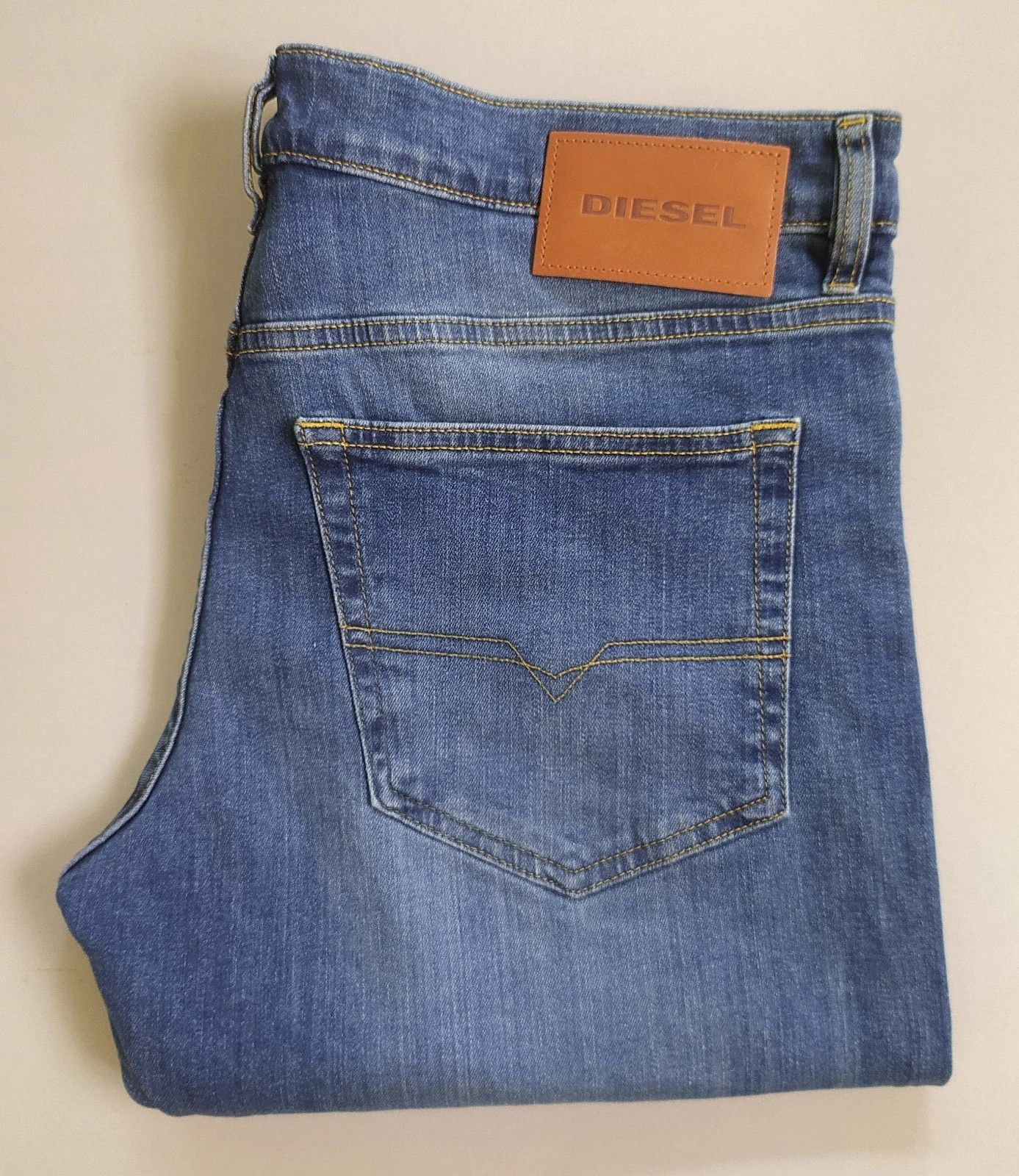 Diesel Diesel D-LUSTER L.32 MENS JEANS T/9954 Size US 34 / EU 50 - 1 Thumbnail