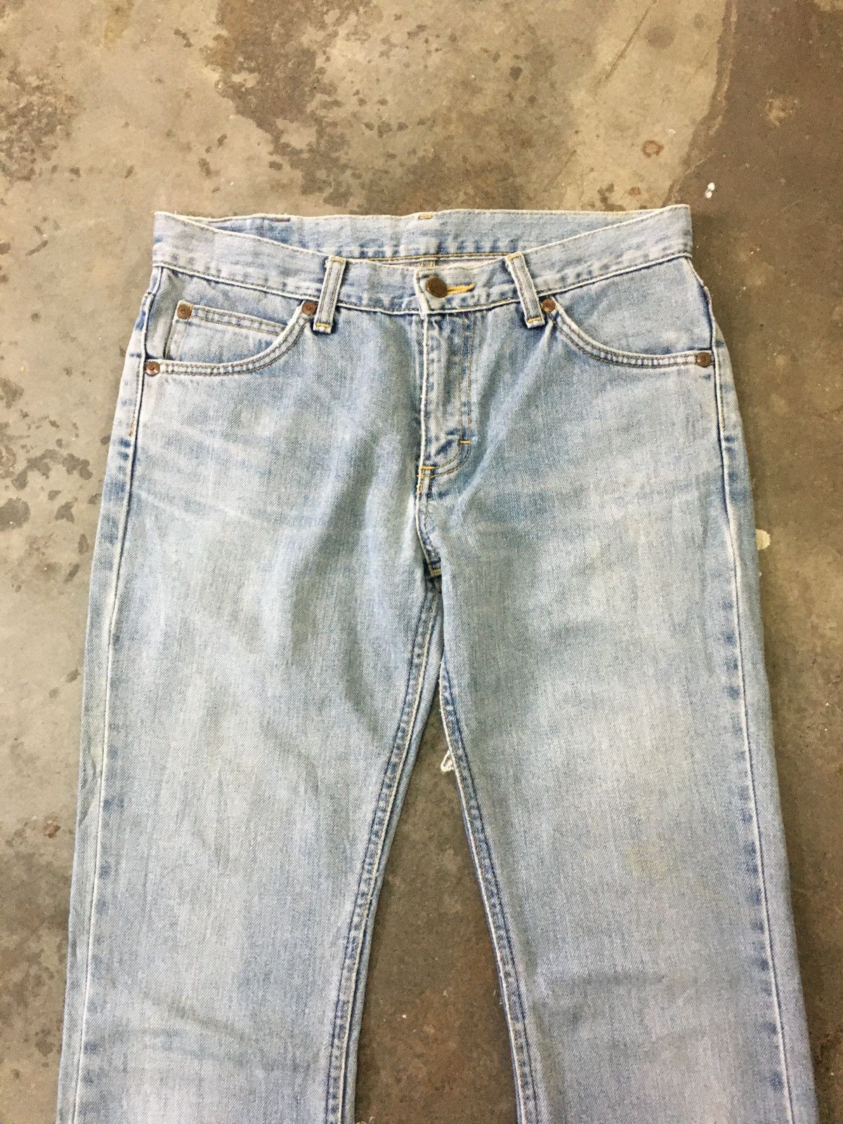 Japanese Brand × Lee Distressed Lee Flare Jeans (15) Size 30" / US 8 / IT 44 - 15 Thumbnail