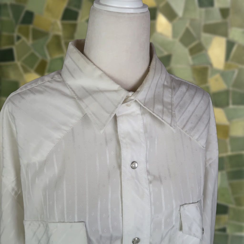 Wrangler VINTAGE Wrangler White Stripe Western Cowboy Button-Up Shirt XL Men 80s Sleeve Long Snap Cotton Polyester Striped Shirt Western Cowboy Mens Size US XL / EU 56 / 4 - 1 Thumbnail