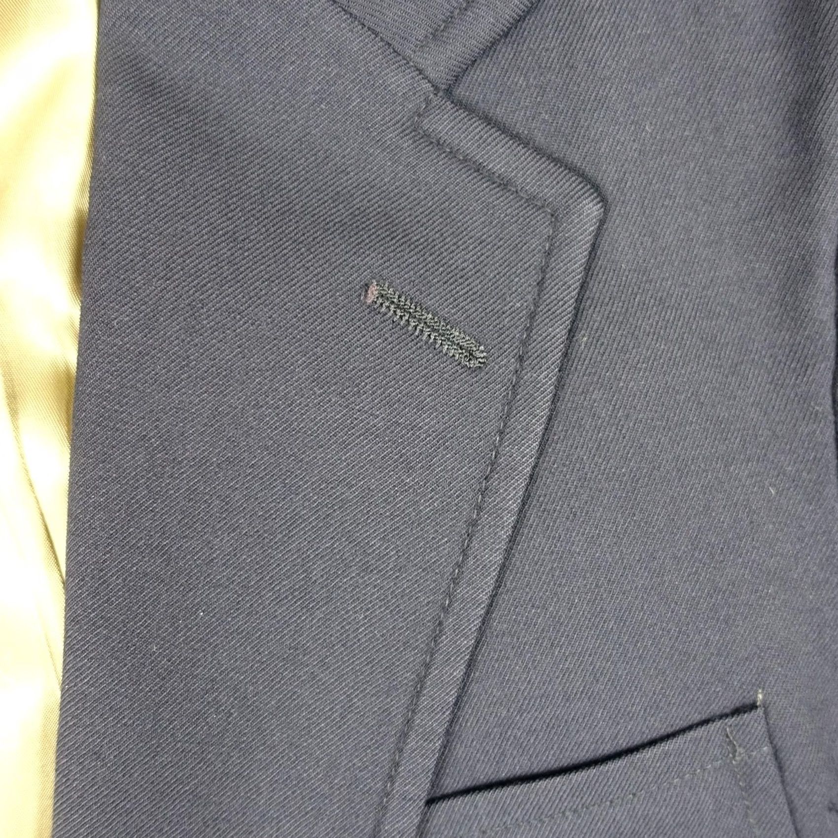 Bill Blass VINTAGE Bill Blass Blazer Mens 42 Navy Wool Three-Button Jacket Sport Coat Navy Blue Wool Three-Button Blazer Mens 42 Regular Mens Mens Mens Size 42R - 4 Thumbnail