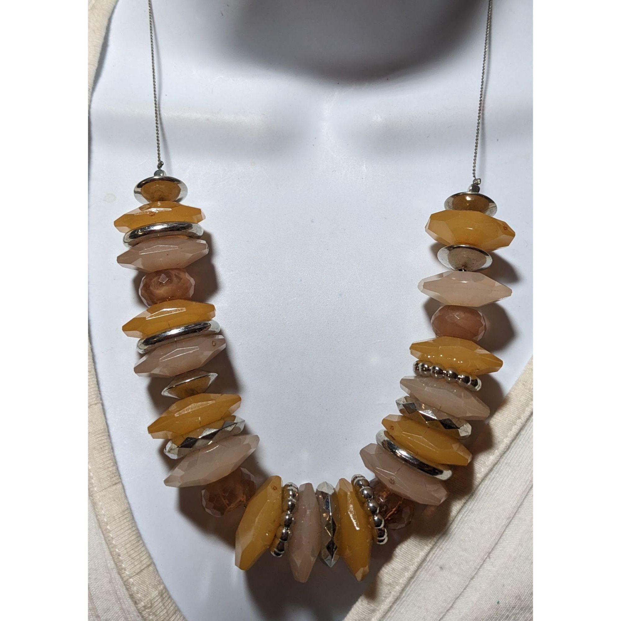 Other NY & Company Chunky Beaded Statement Necklace Size ONE SIZE - 2 Thumbnail