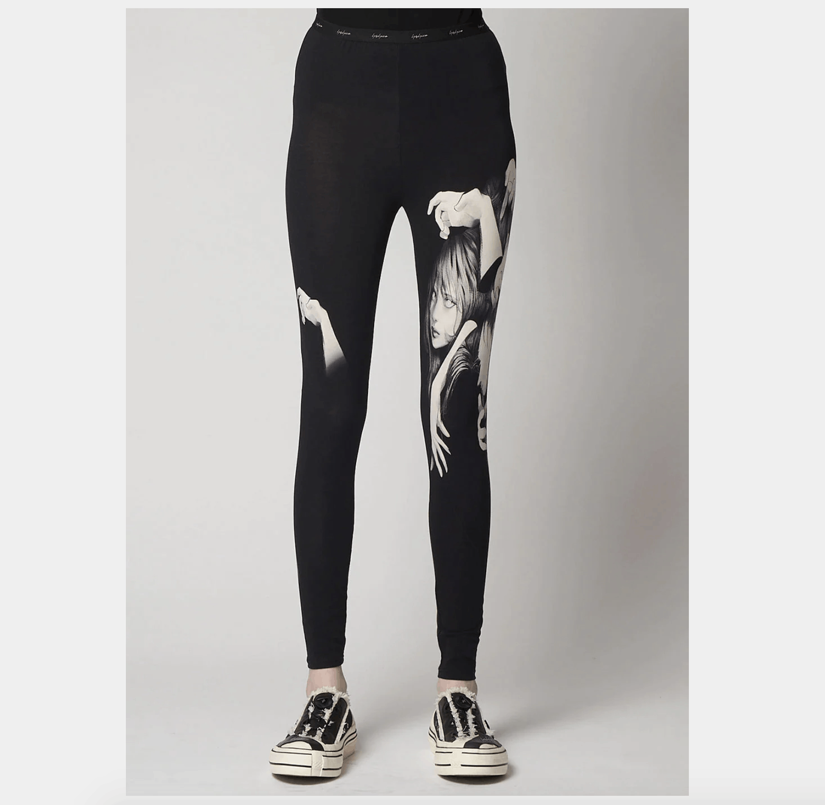 Yohji Yamamoto $580 NWT Yohji Yamamoto Black Printed Leggings wataboku Size 26" / US 2 / IT 38 - 2 Thumbnail
