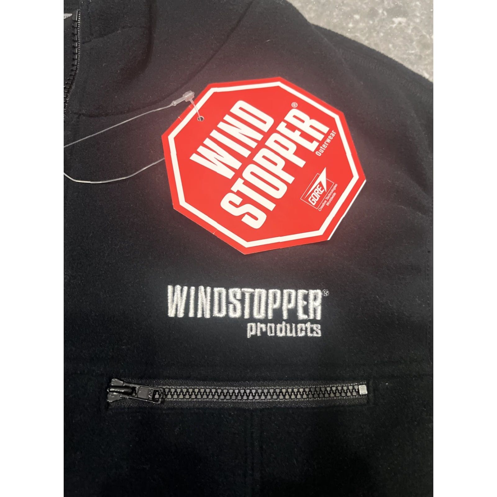 Vintage Gore Wind Stopper Black Fleece Zipper Vest Womens XS Shirt Vest Casual Womens XS Black Gore Wind Stopper Fleece Zipper Vest Size XS / US 0-2 / IT 36-38 - 2 Thumbnail