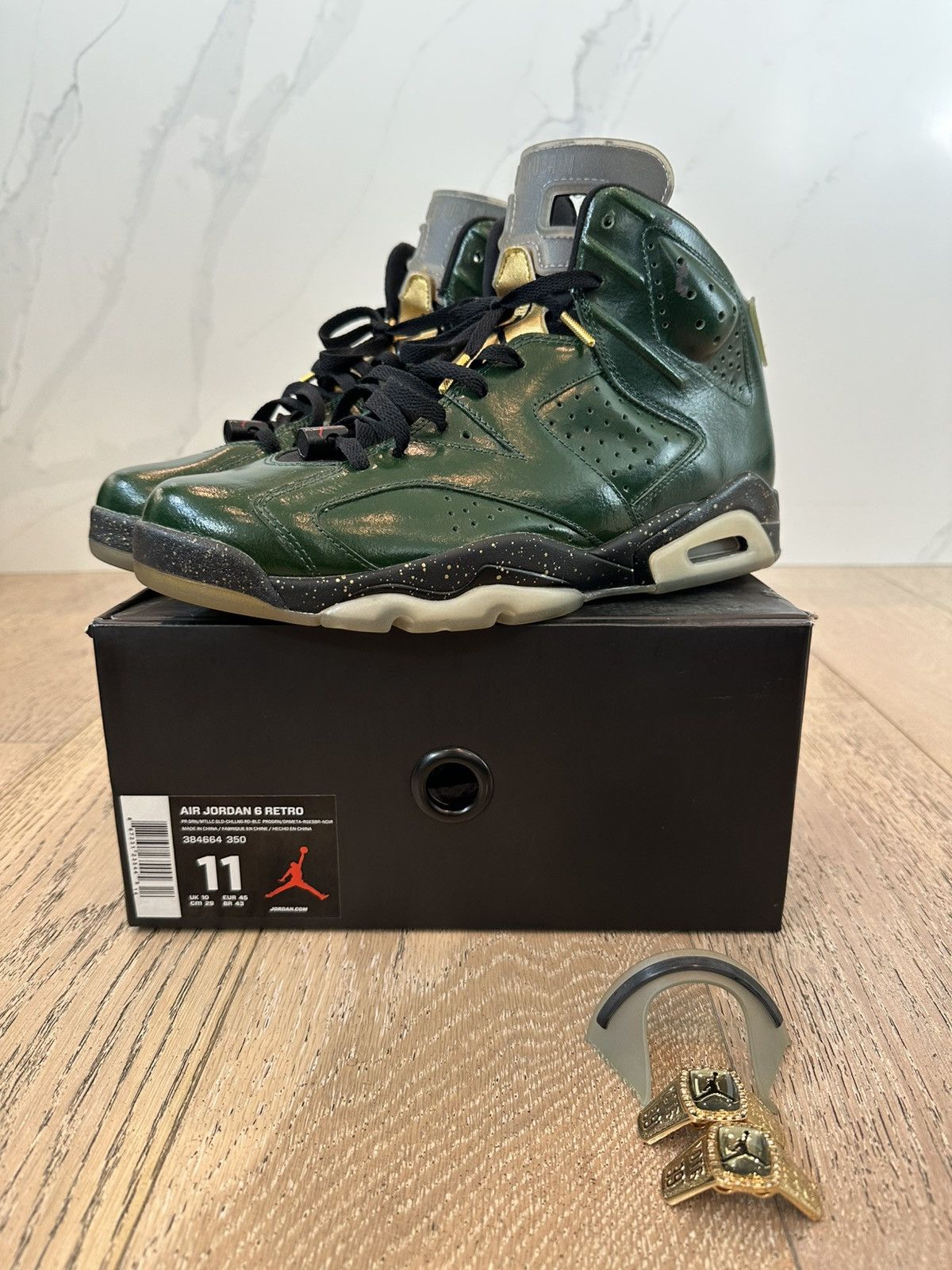 Jordan Brand Jordan 6 Retro Champagne Size US 11 / EU 44 - 1 Thumbnail