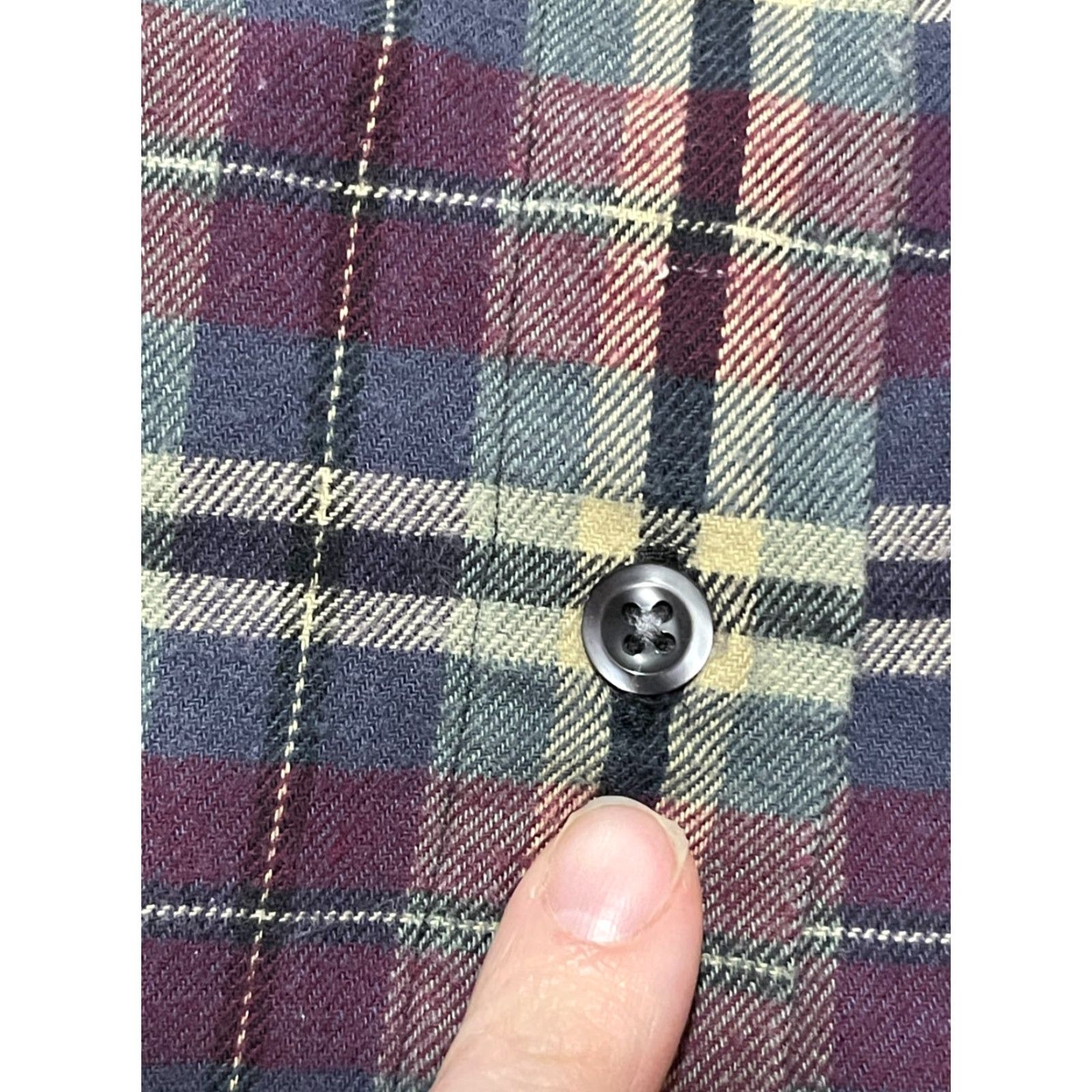 Eddie Bauer Eddie Bauer Shirt Women's XL Red Blue Plaid Button Up Long Sleeve Size XL / US 12-14 / IT 48-50 - 5 Thumbnail