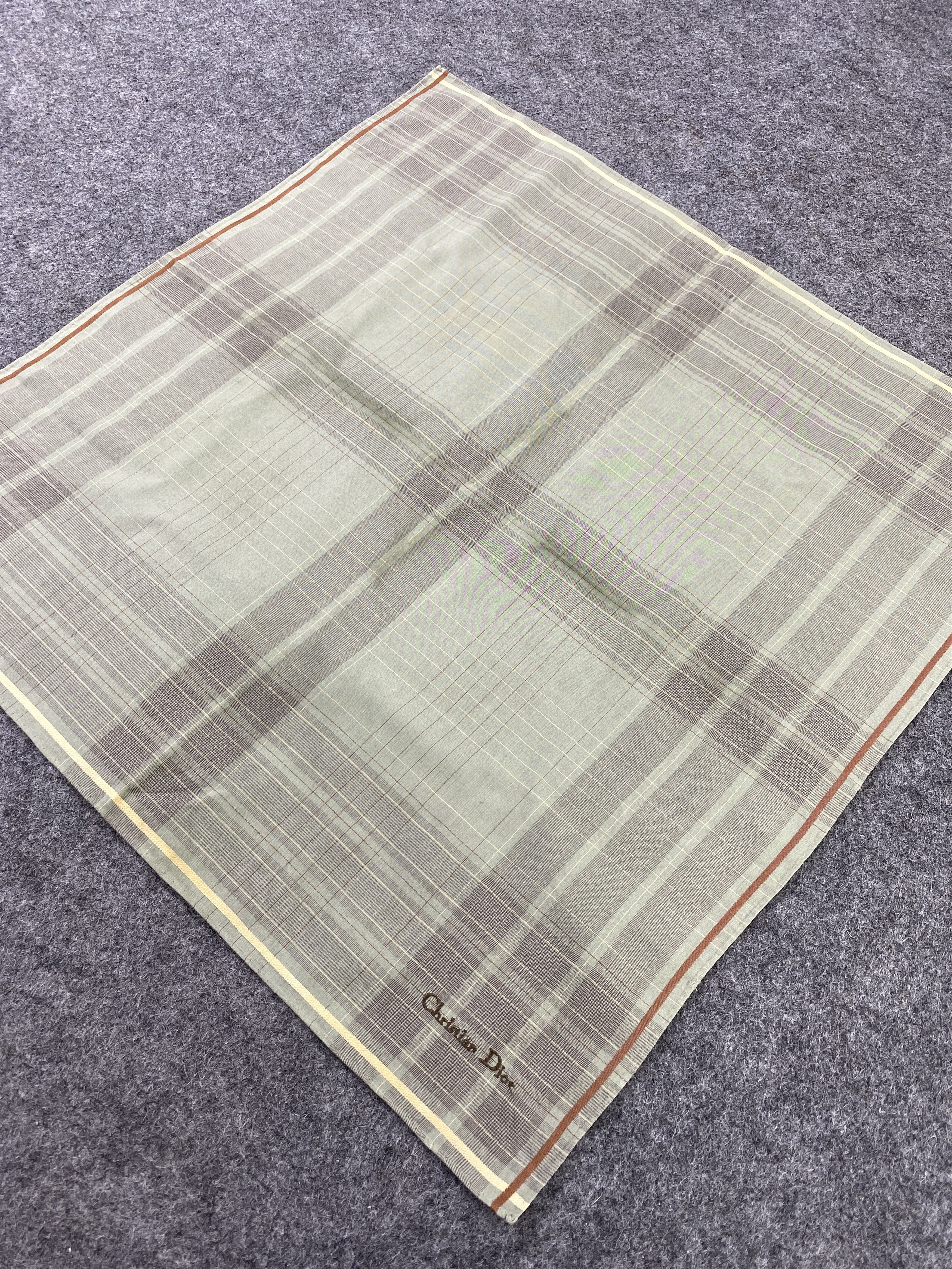 Vintage Christian Dior Handkerchief / Bandana / Neckerchief-B206 Size ONE SIZE - 4 Thumbnail