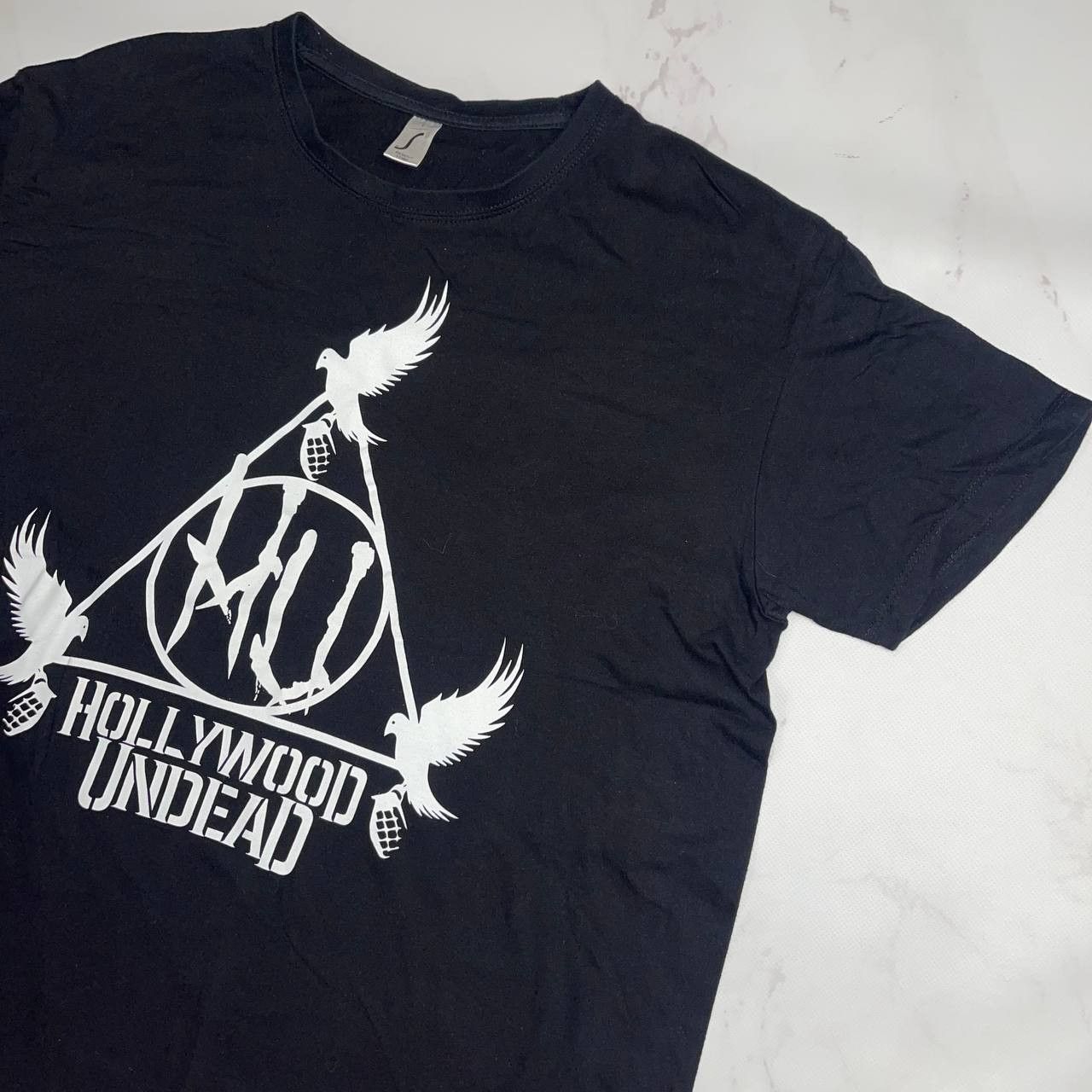 Vintage Band Tees × Vintage Vintage Hollywood Undead T-Shirt L Size Size US L / EU 52-54 / 3 - 5 Thumbnail