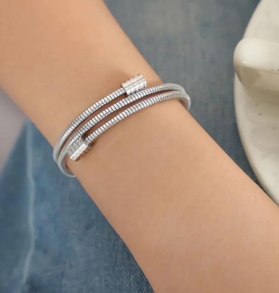 Jewelry × Vintage Multiple Layers Metal Rope Chain Bracelet Size ONE SIZE - 1 Thumbnail