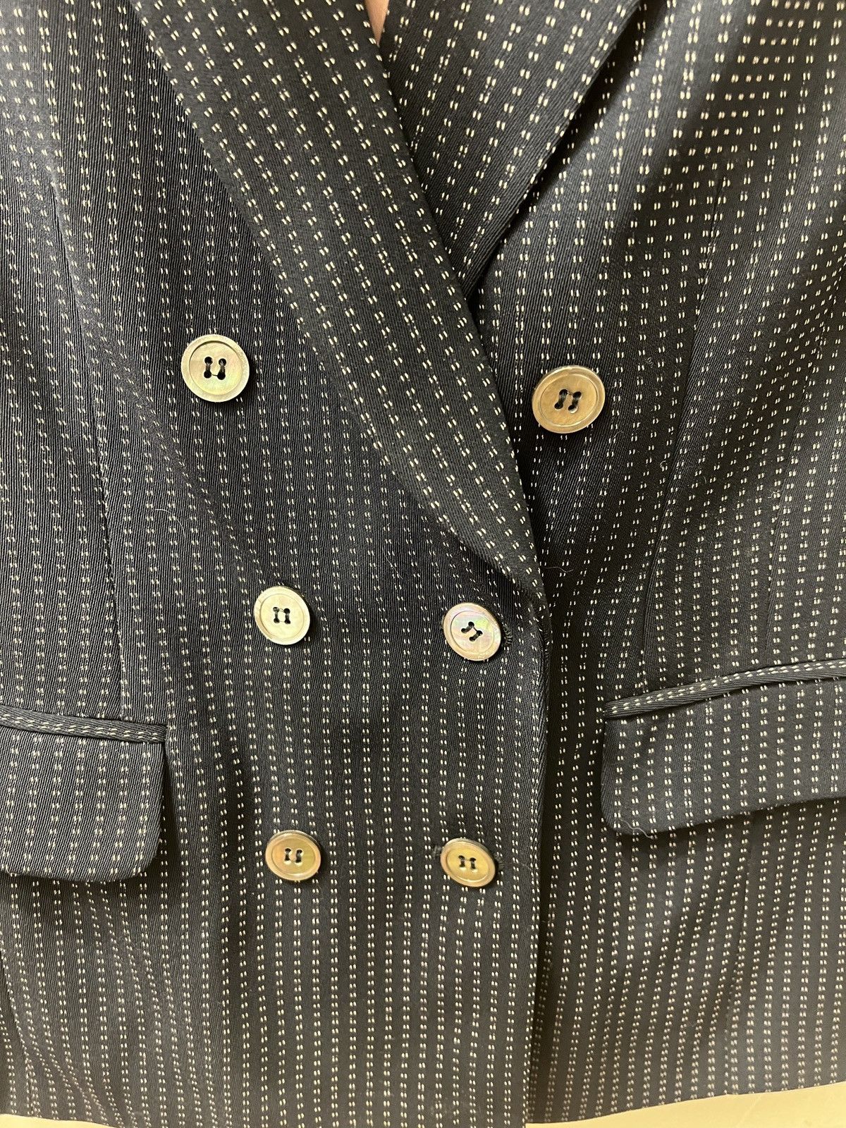 Other × Vintage Liz Claiborne Navy and White Pinstriped Blazer Size L / US 10 / IT 46 - 6 Thumbnail