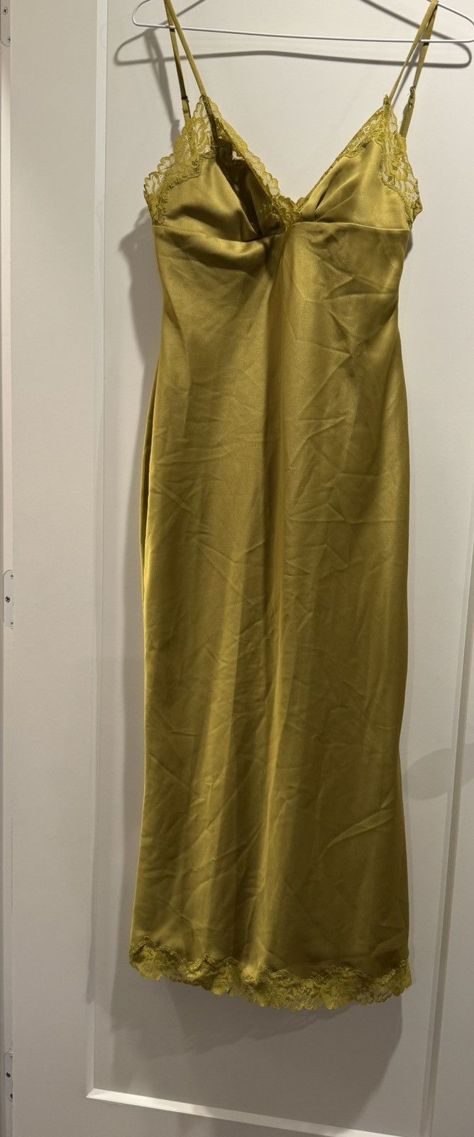 slim fit dress slacks adrienne- HOUSE OF CB – Rent My Dress main image 0
