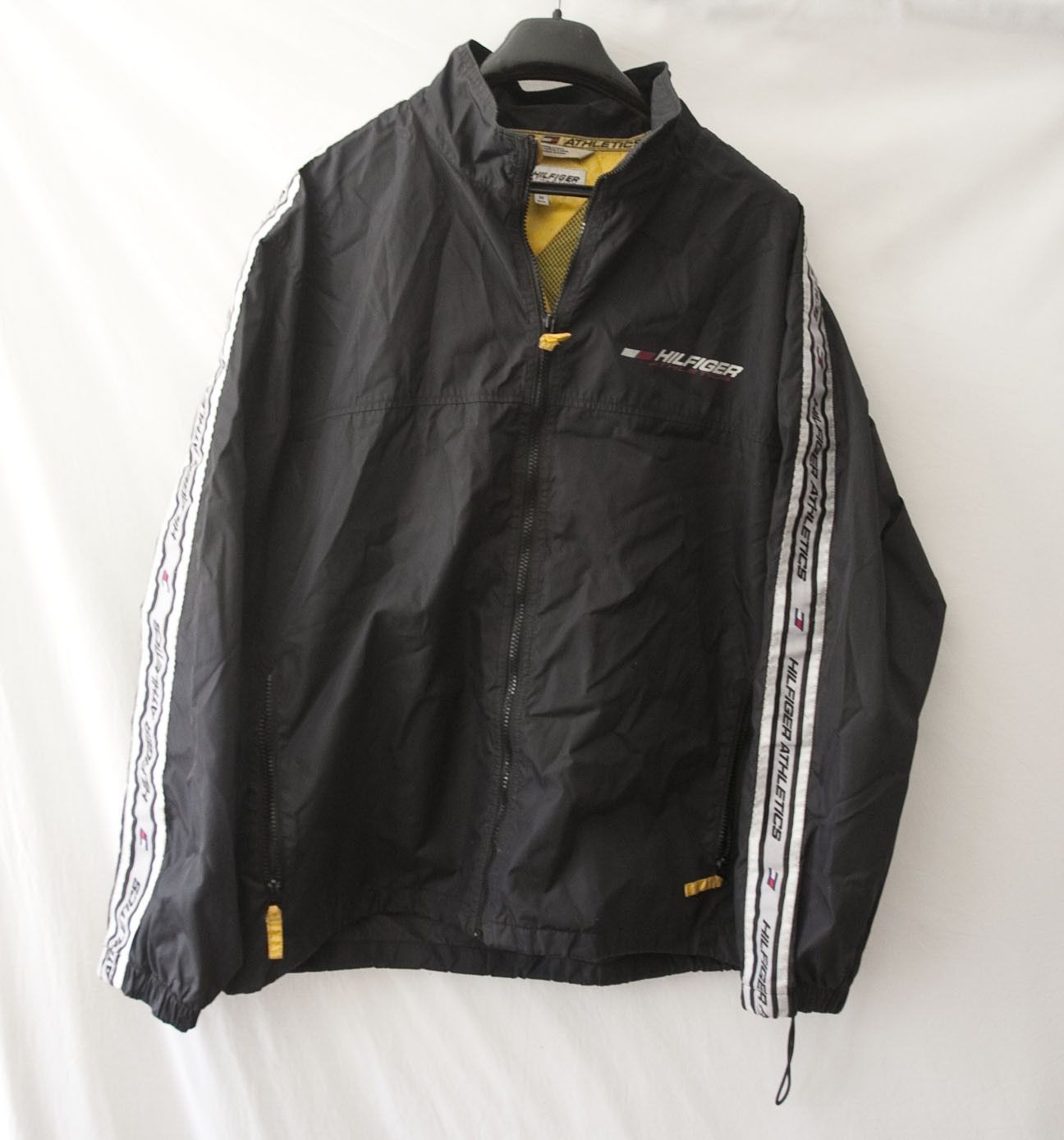 Tommy Hilfiger Vintage Tommy Hilfiger Athletics Light Jacket Size M Size US M / EU 48-50 / 2 - 1 Thumbnail