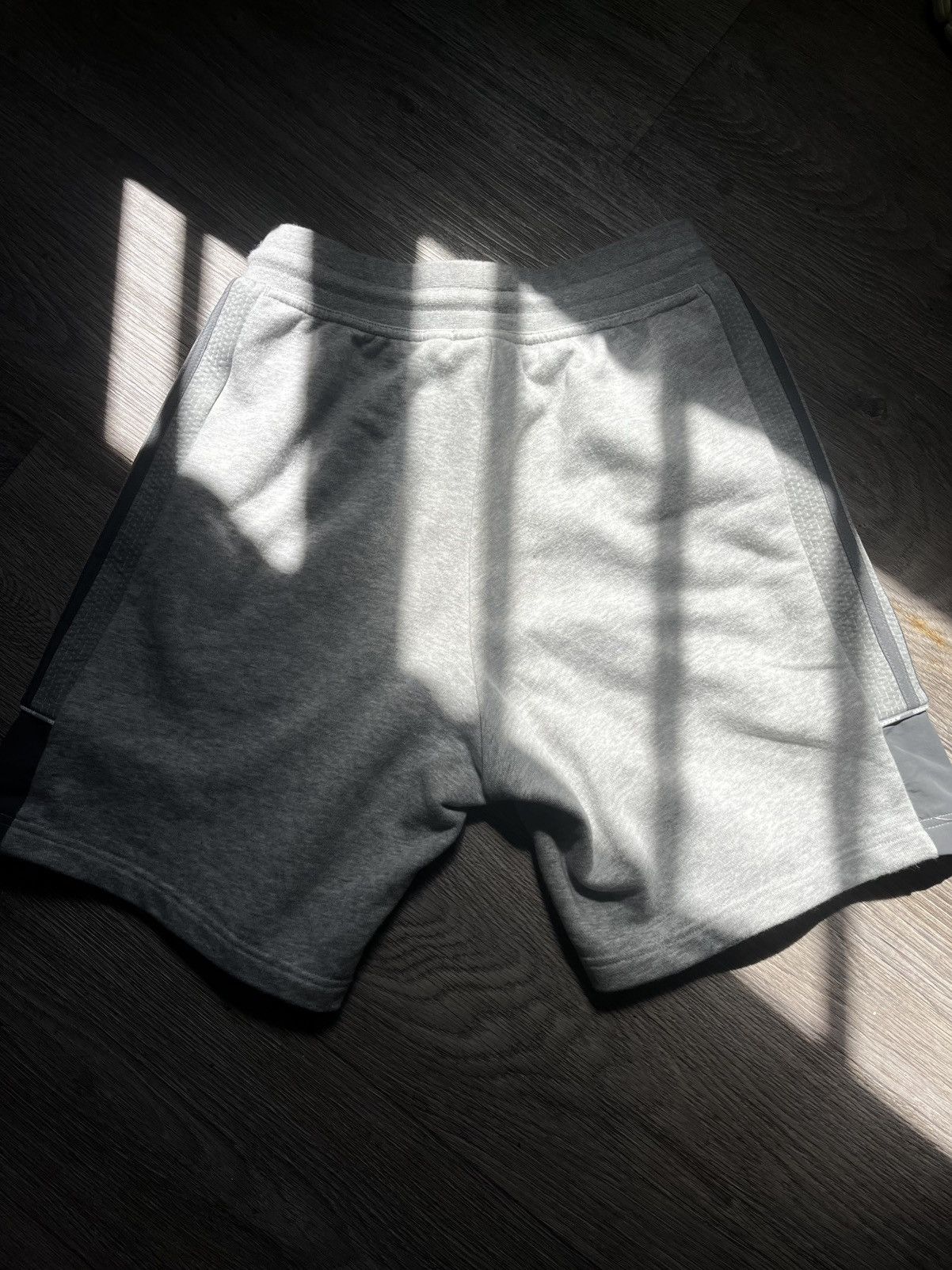 Adidas adidas shorts Size US 31 - 2 Thumbnail